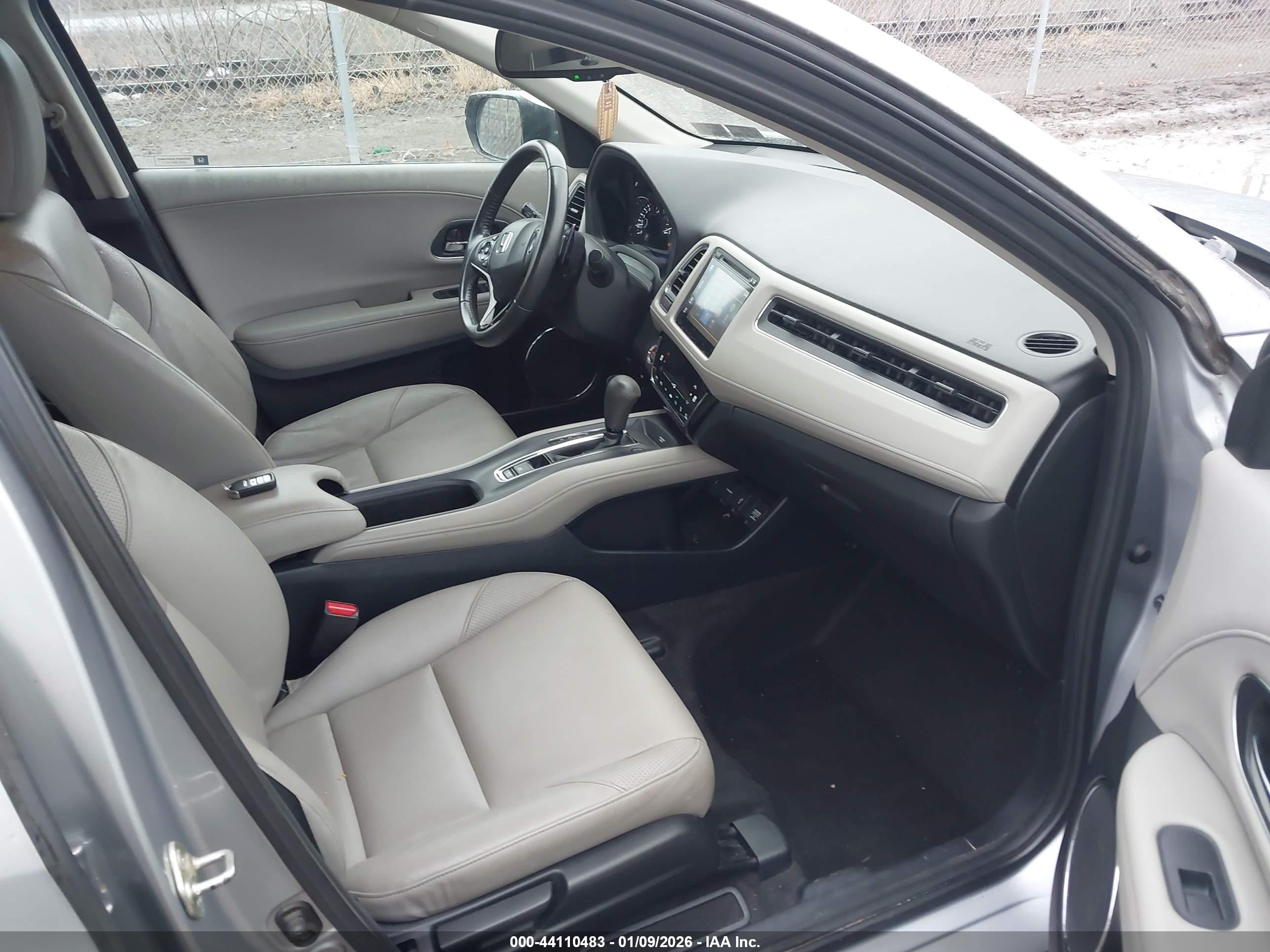 HONDA HR-V image 5