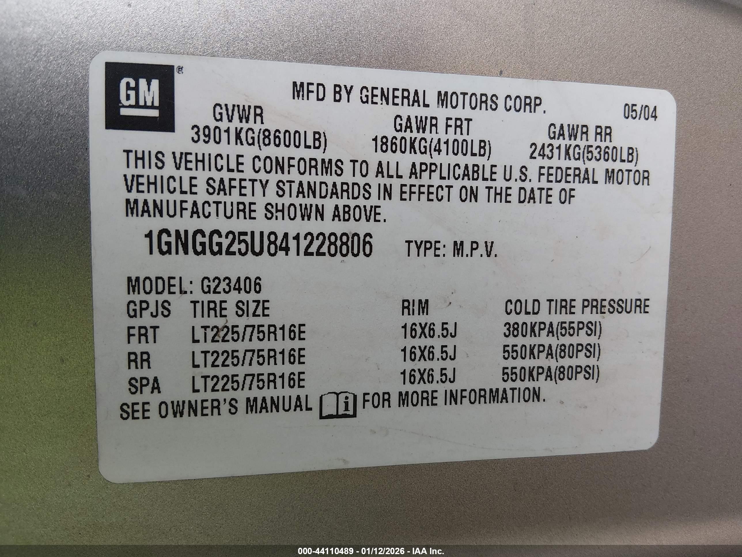 CHEVROLET EXPRESS image 9