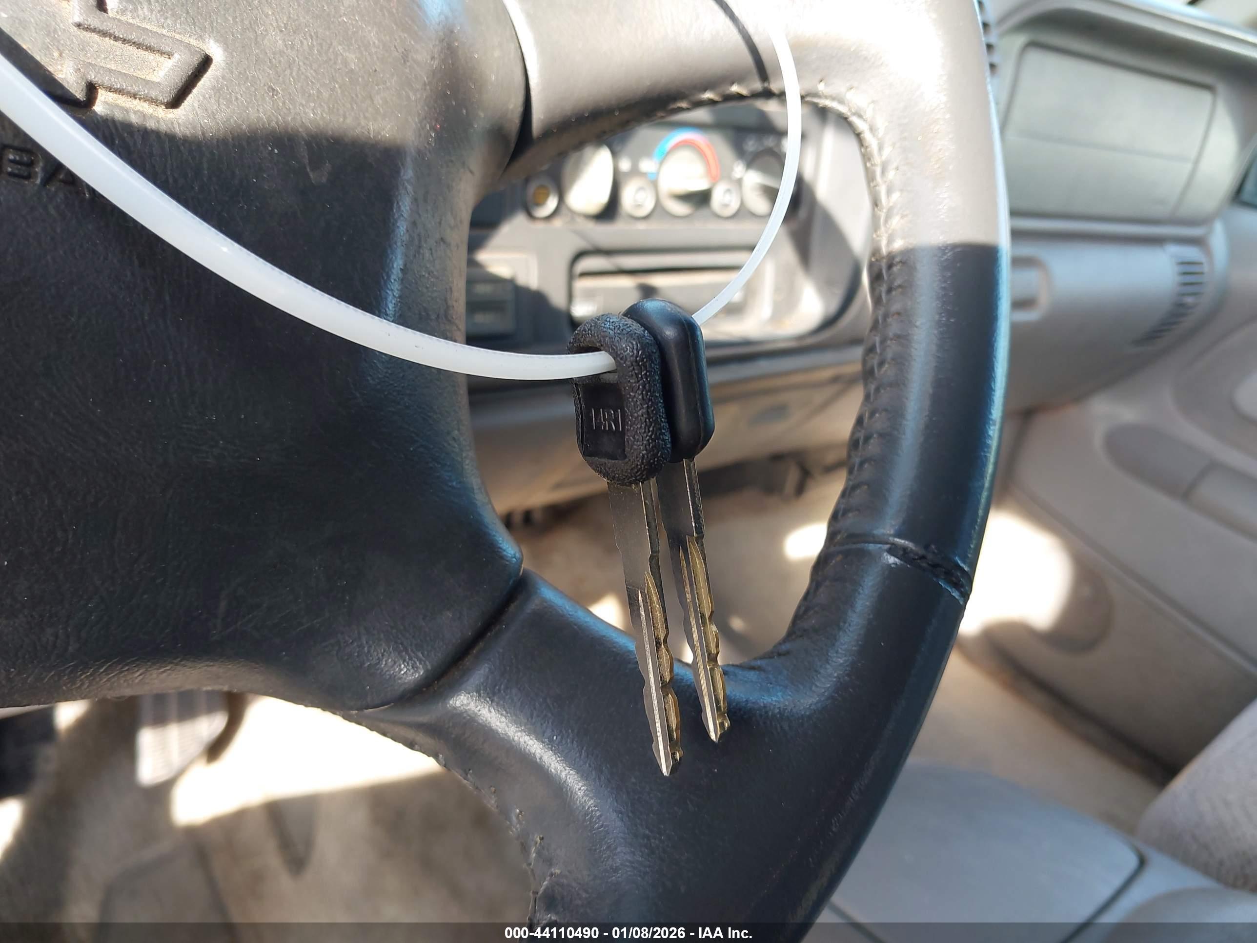 CHEVROLET TAHOE image 11