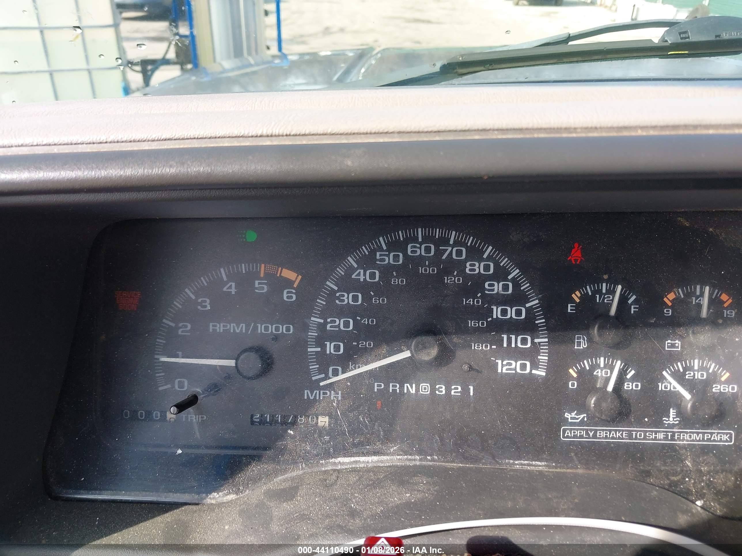 CHEVROLET TAHOE image 7