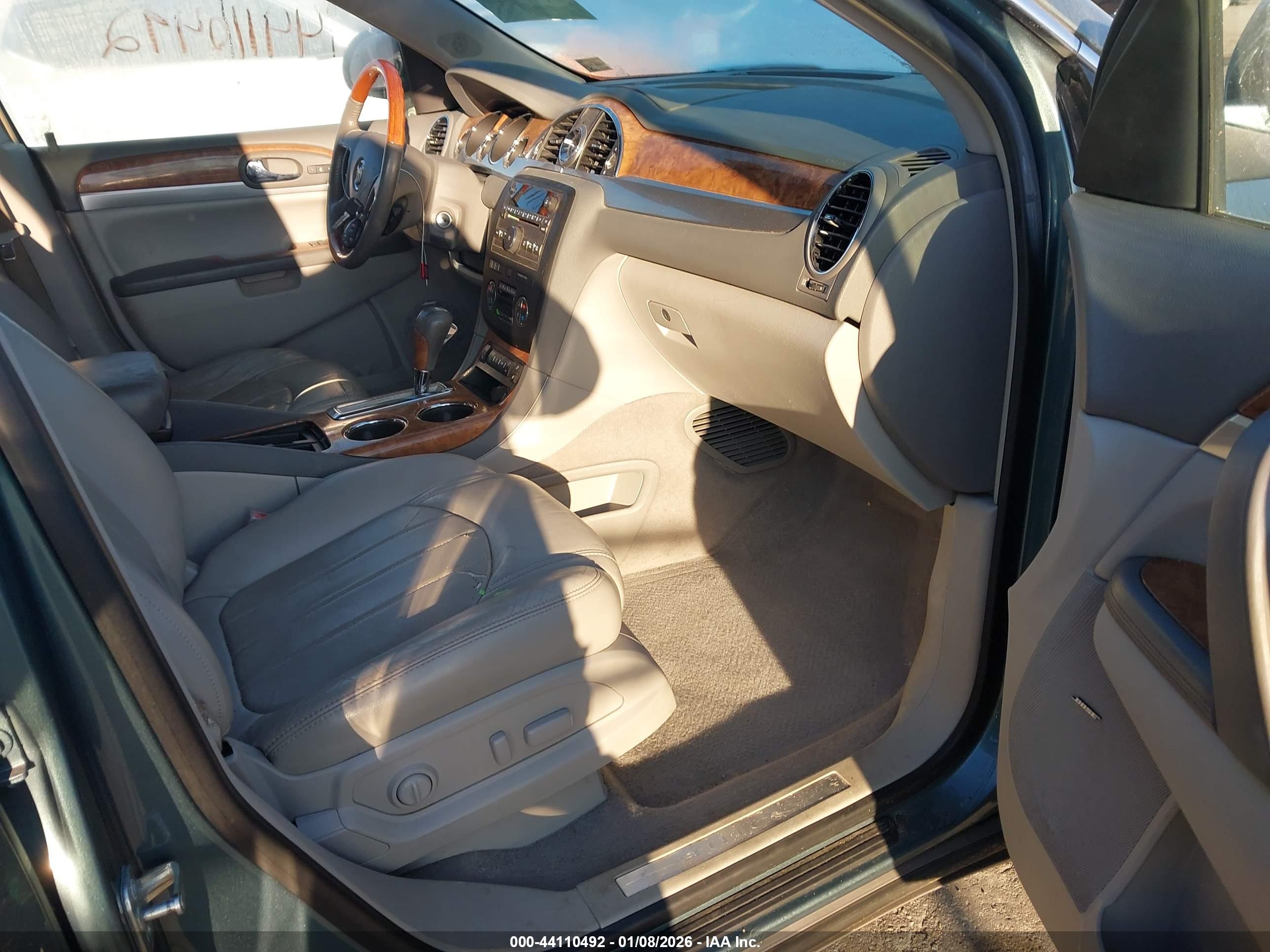 BUICK ENCLAVE image 5