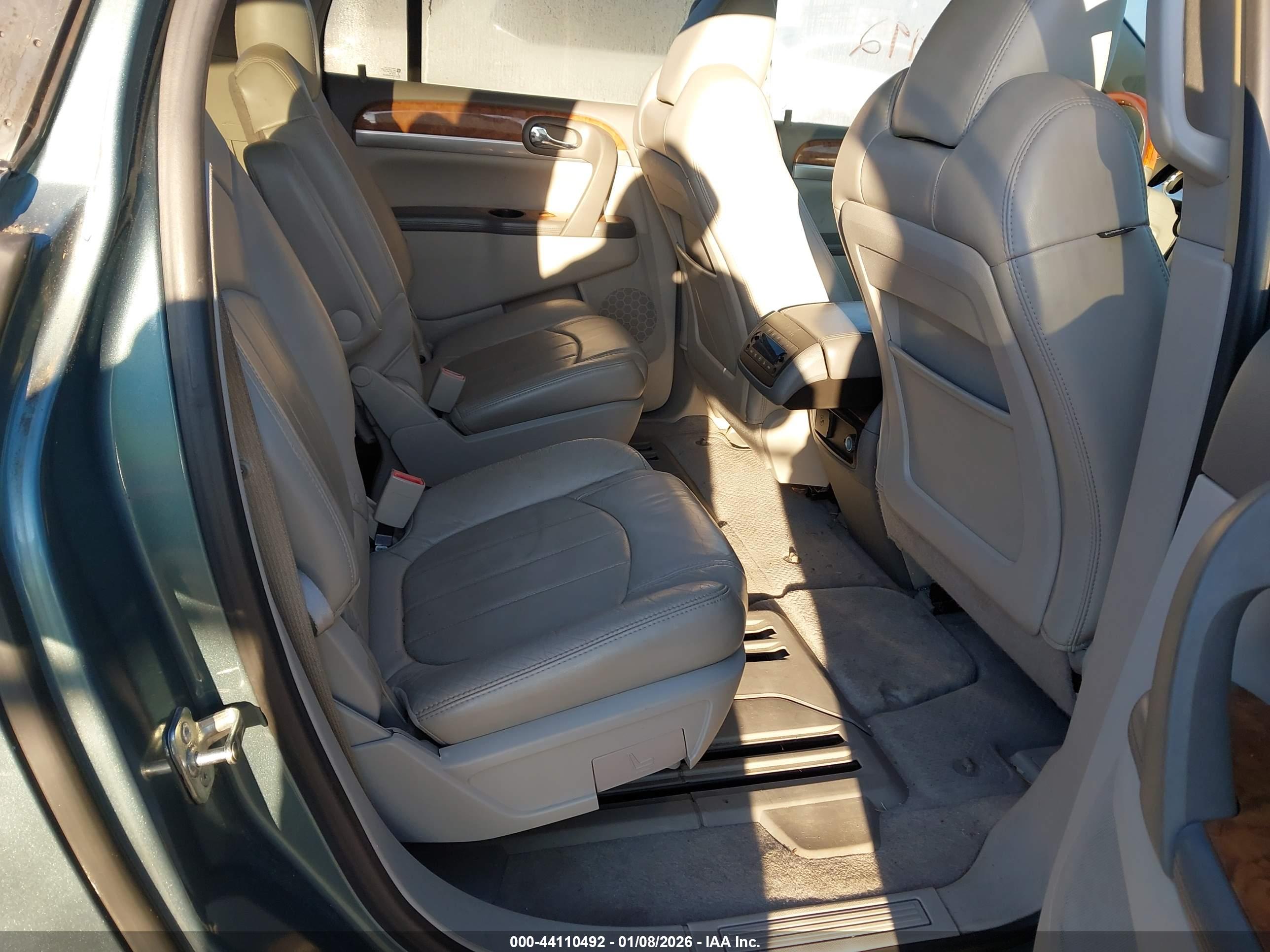 BUICK ENCLAVE image 8