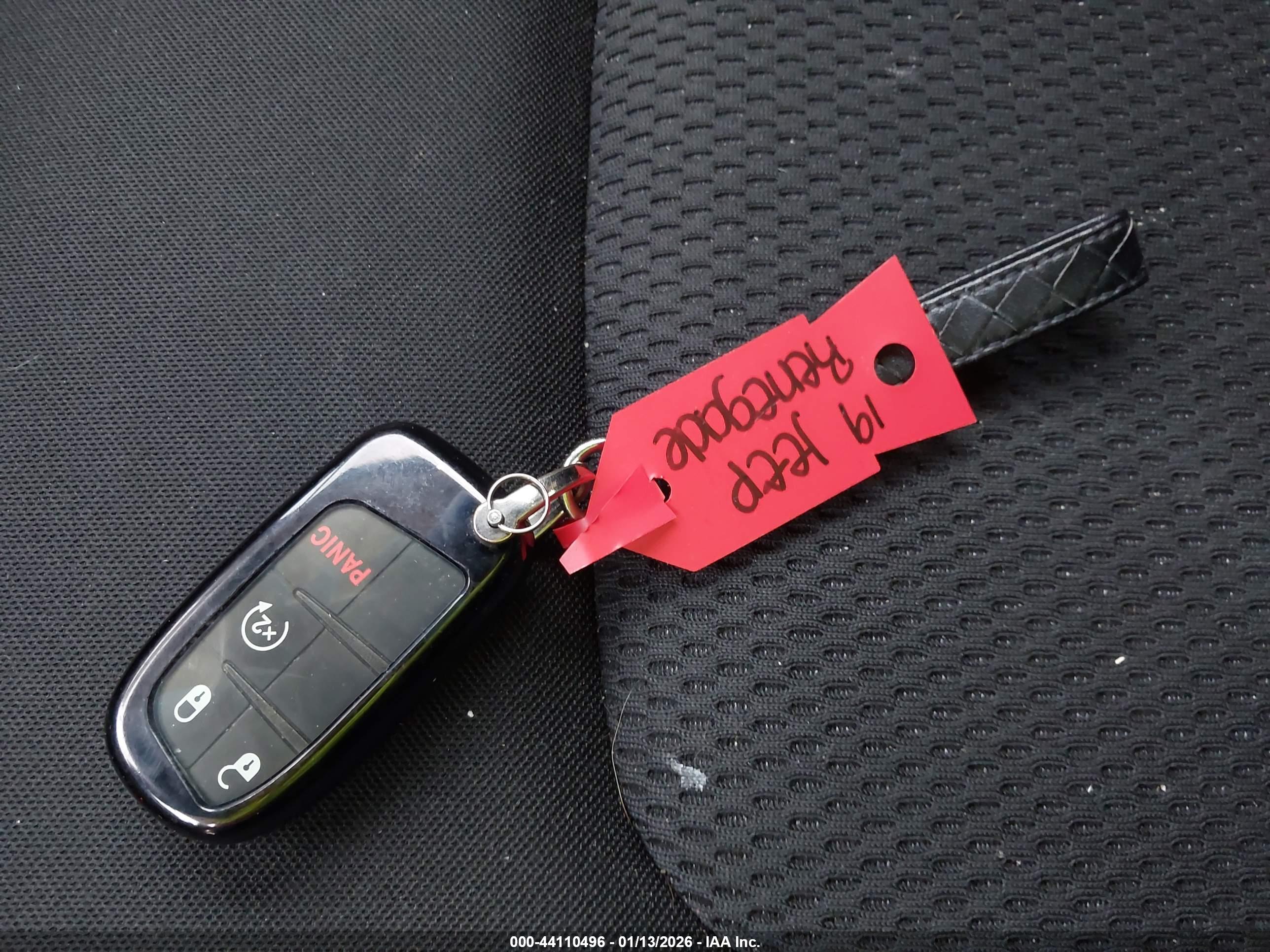 JEEP RENEGADE image 11