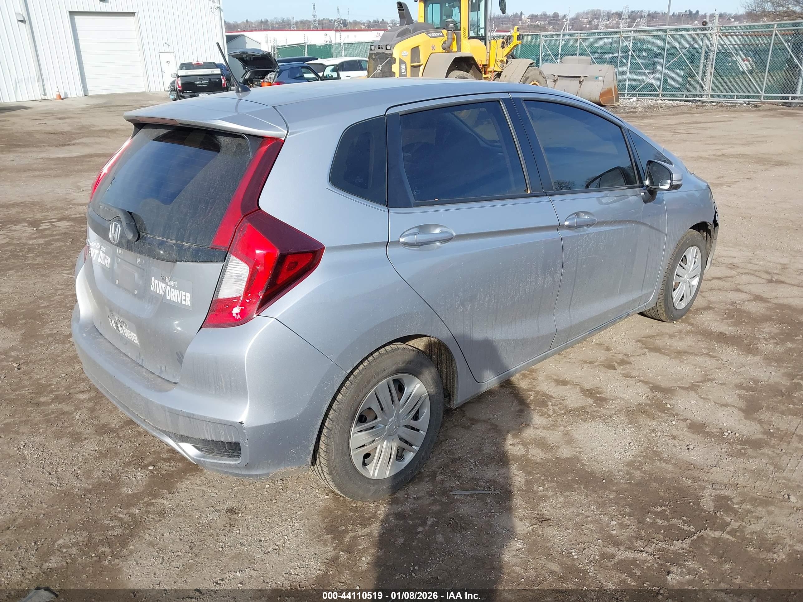 HONDA FIT image 4