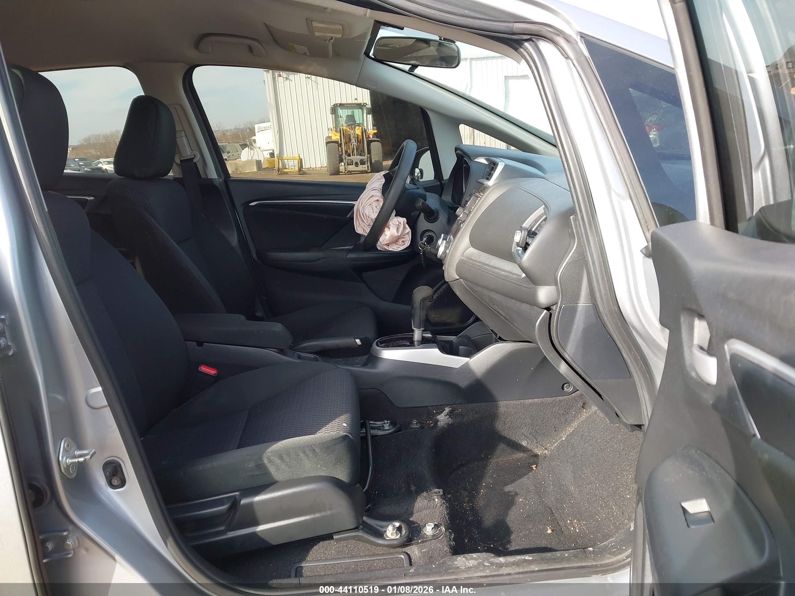 HONDA FIT image 5