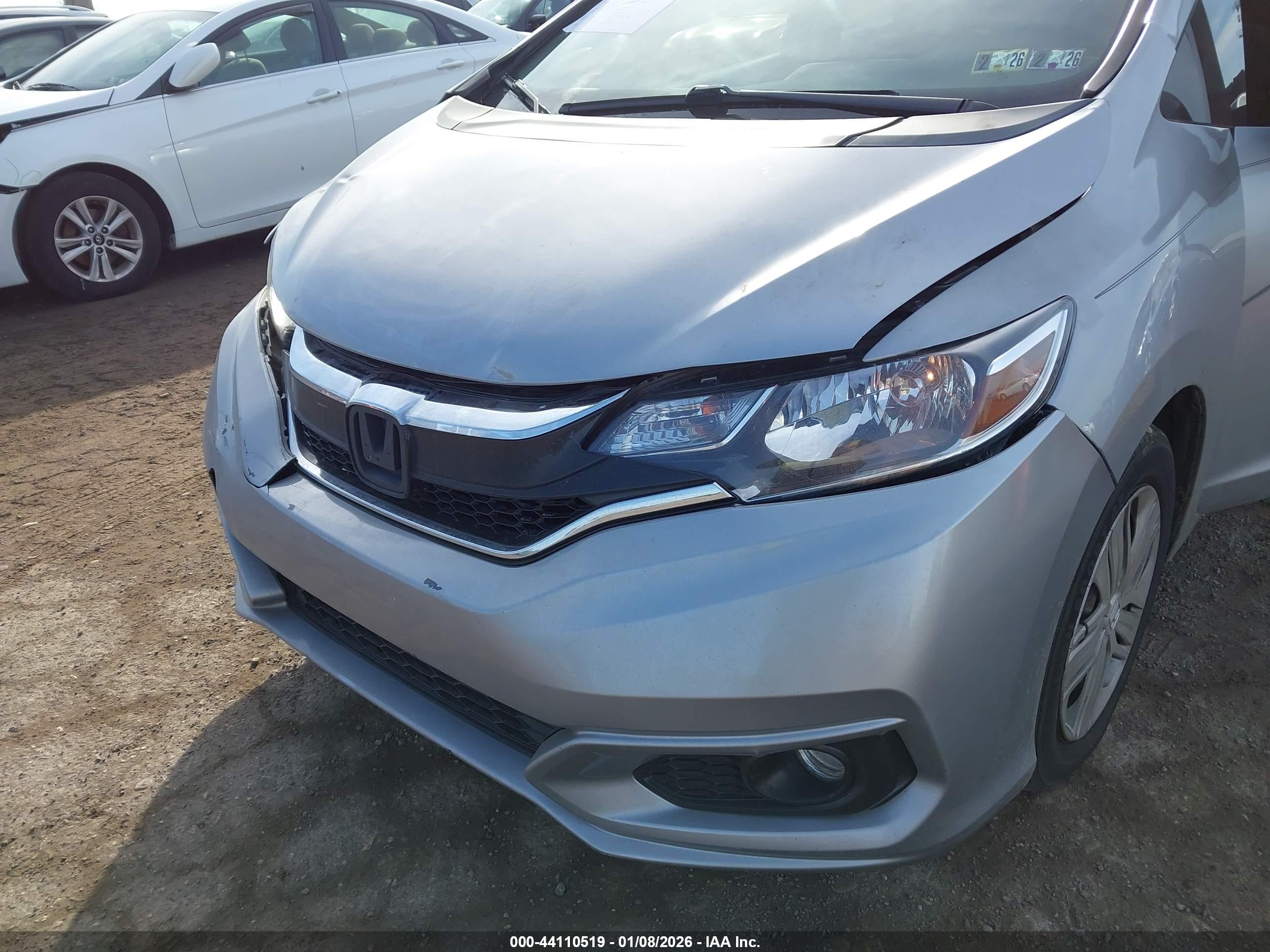 HONDA FIT image 6