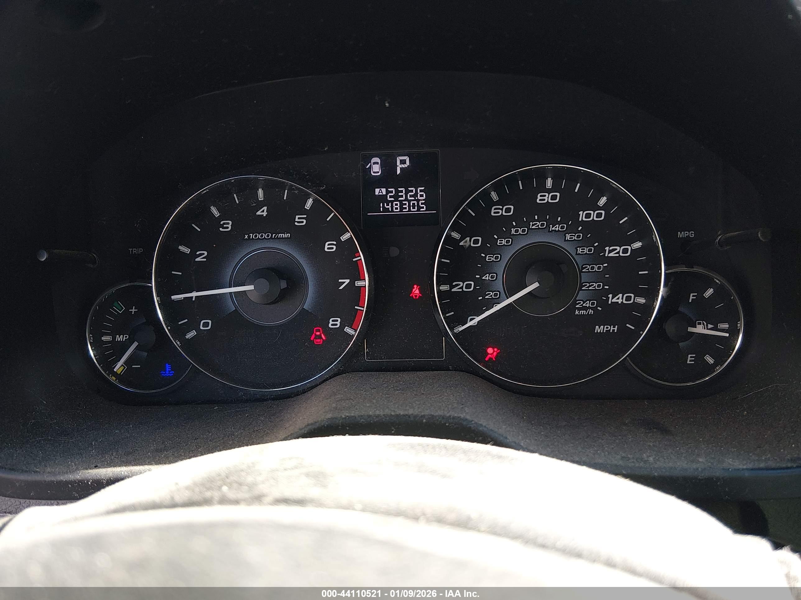 SUBARU OUTBACK image 7