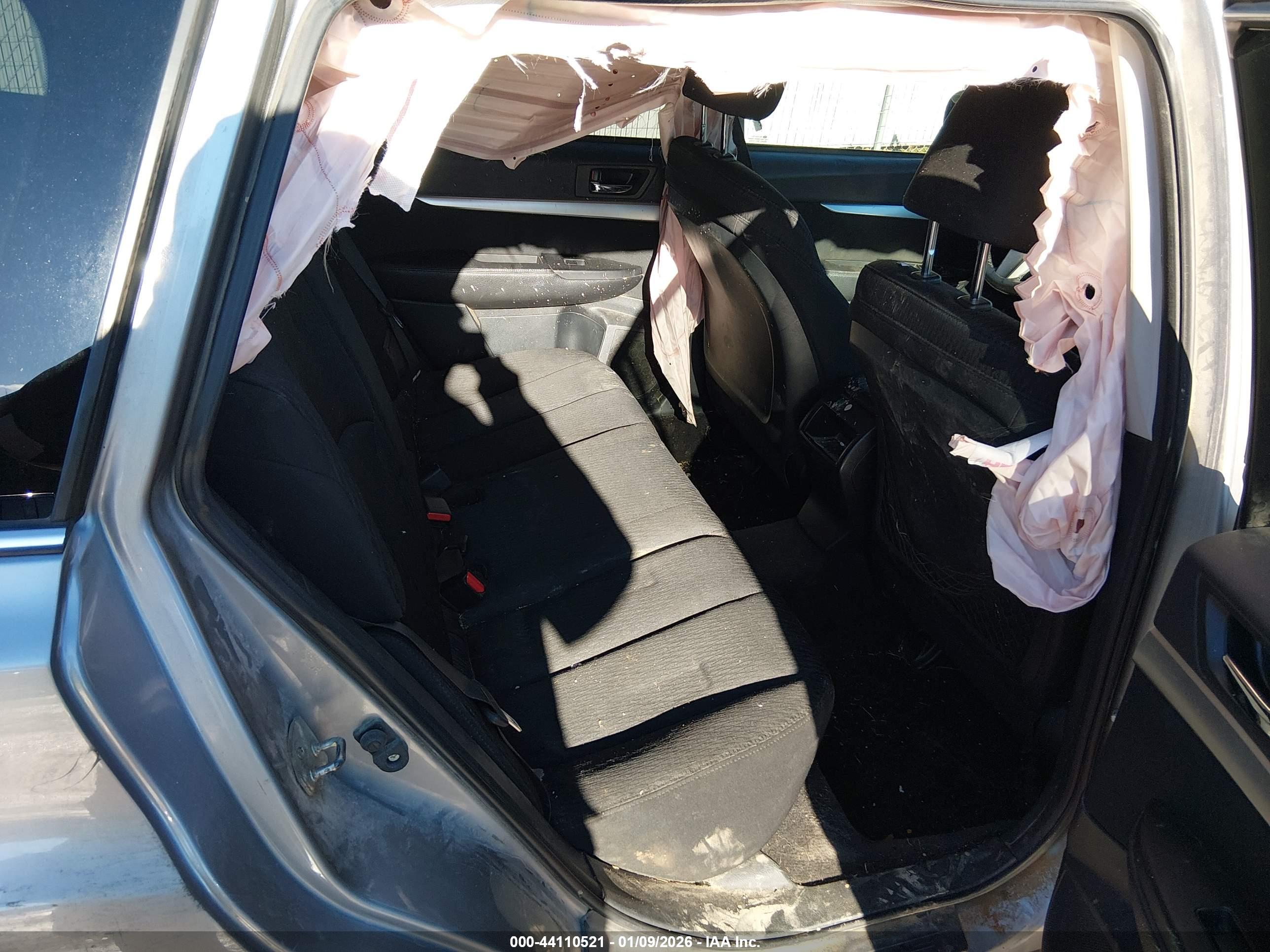SUBARU OUTBACK image 8