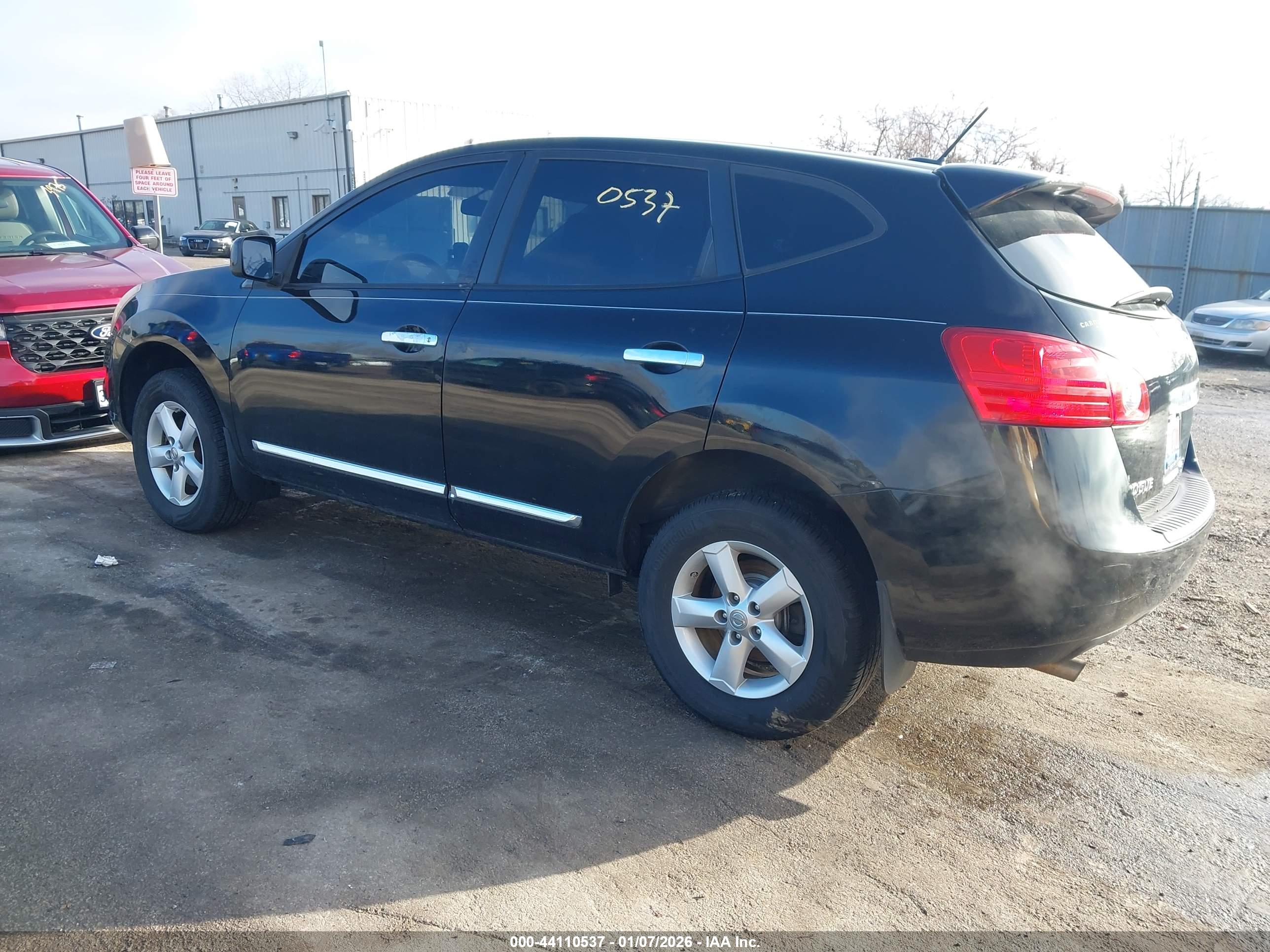NISSAN ROGUE image 3