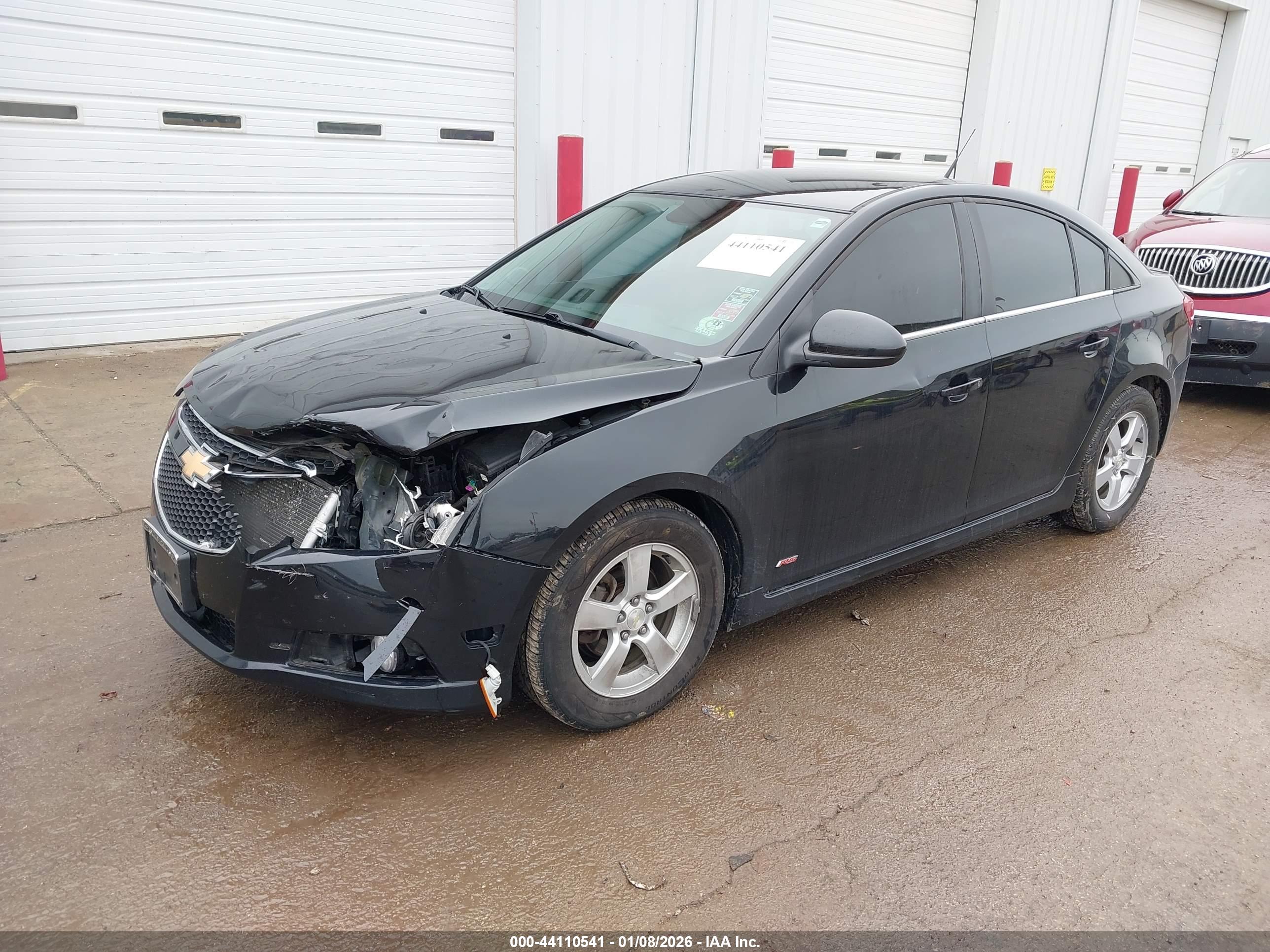 CHEVROLET CRUZE image 2