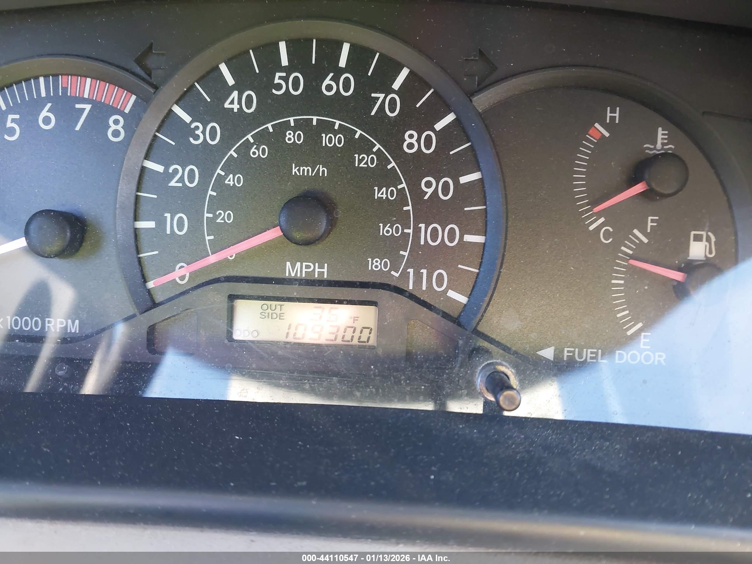 TOYOTA COROLLA image 7