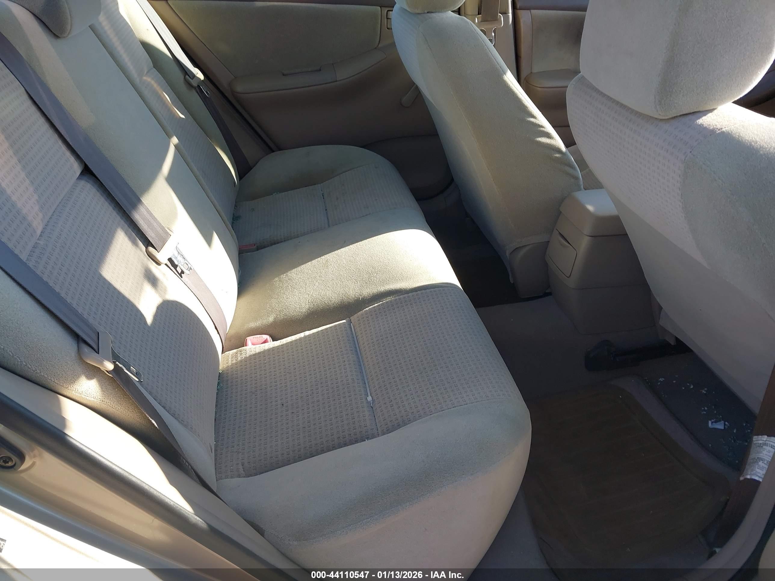 TOYOTA COROLLA image 8