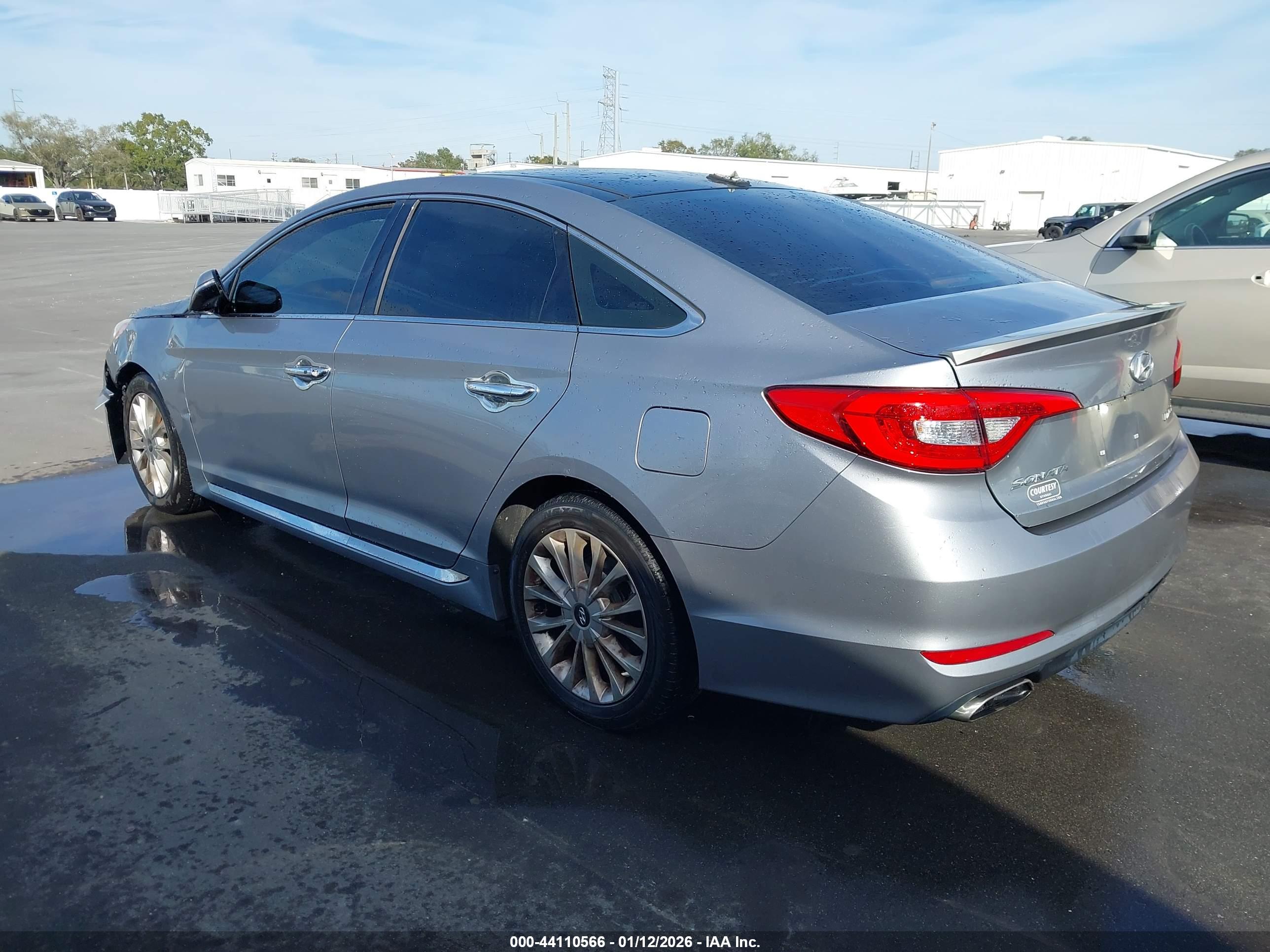 HYUNDAI SONATA image 3