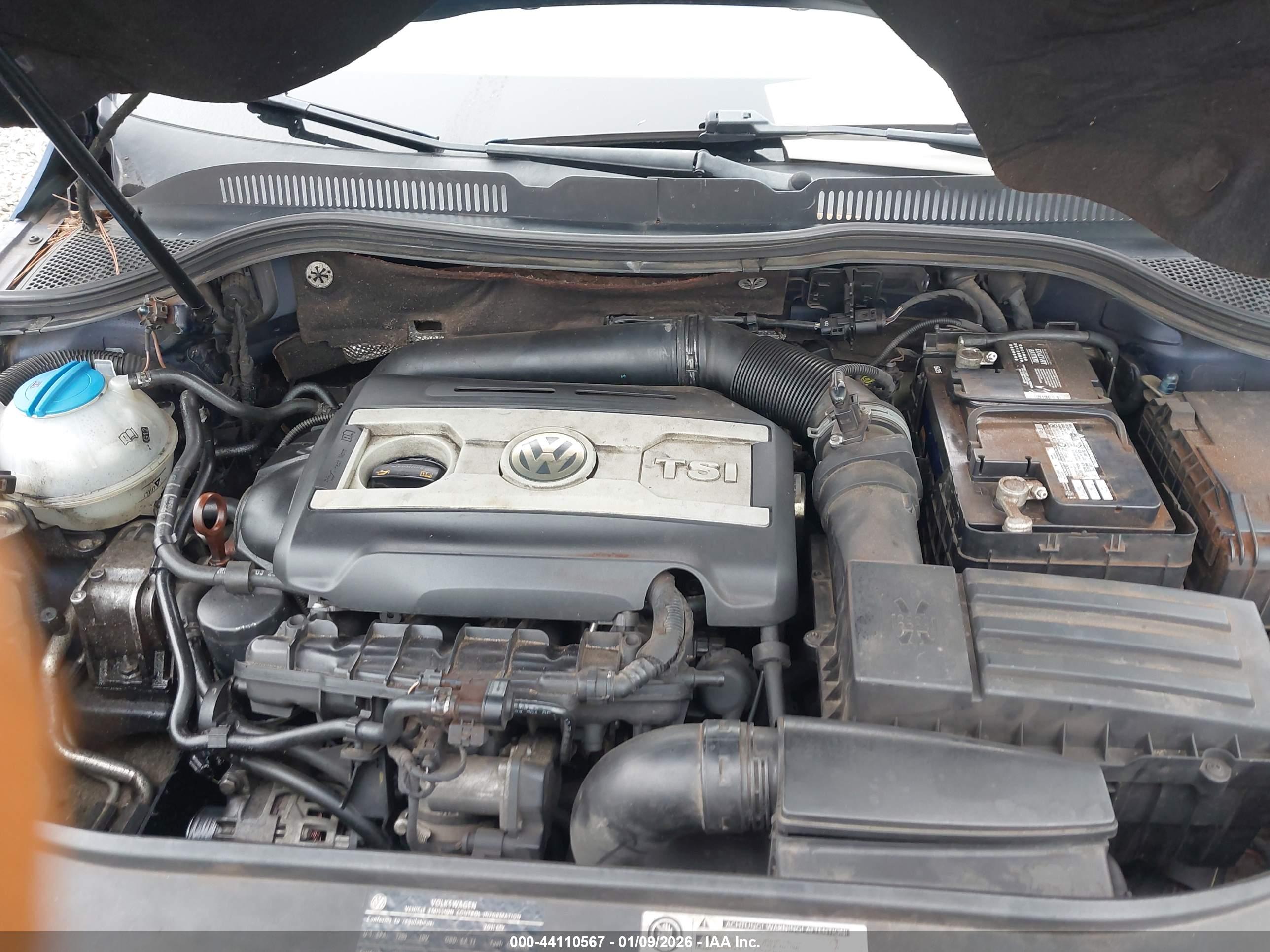 VOLKSWAGEN CC image 10