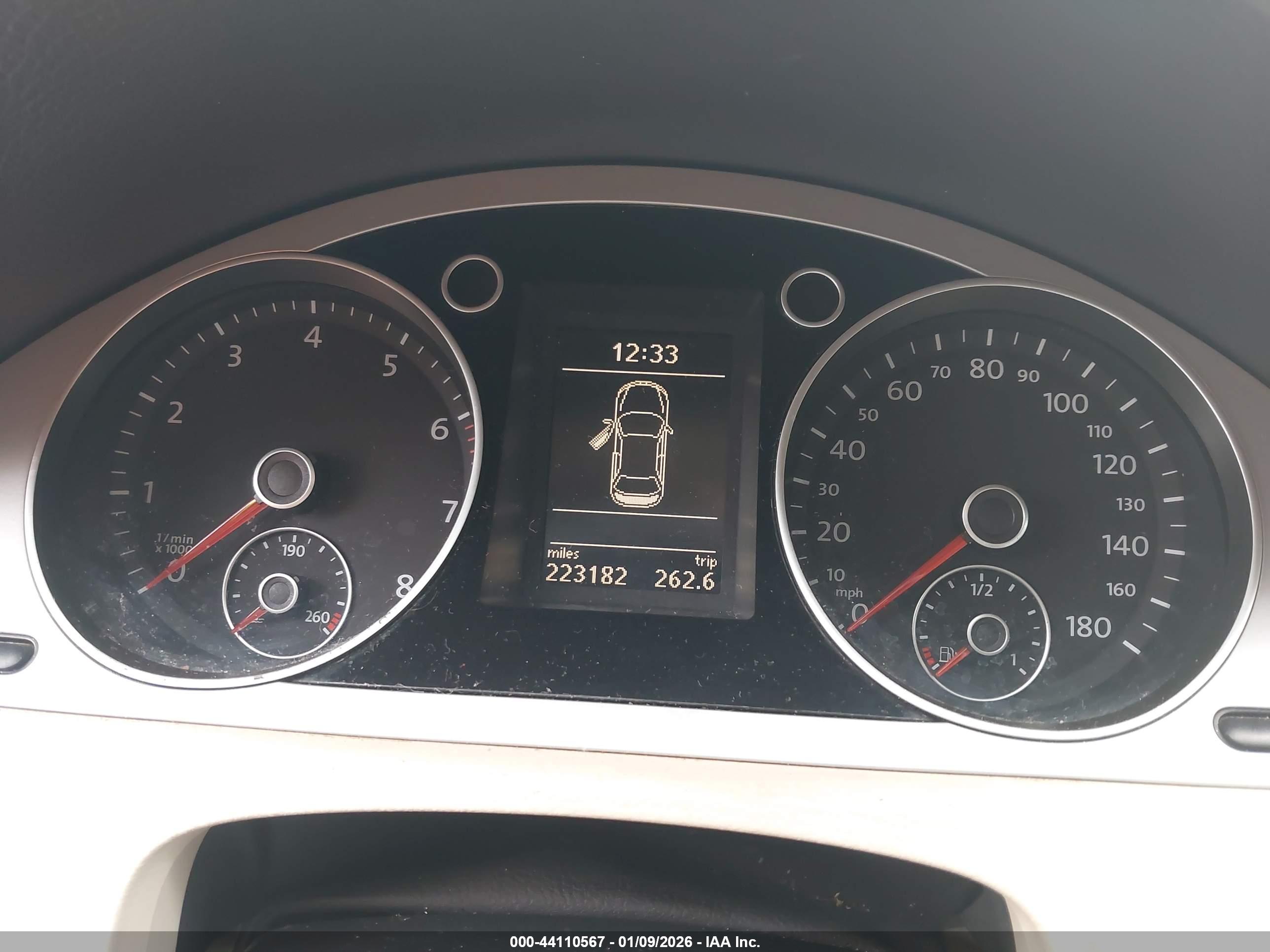 VOLKSWAGEN CC image 7