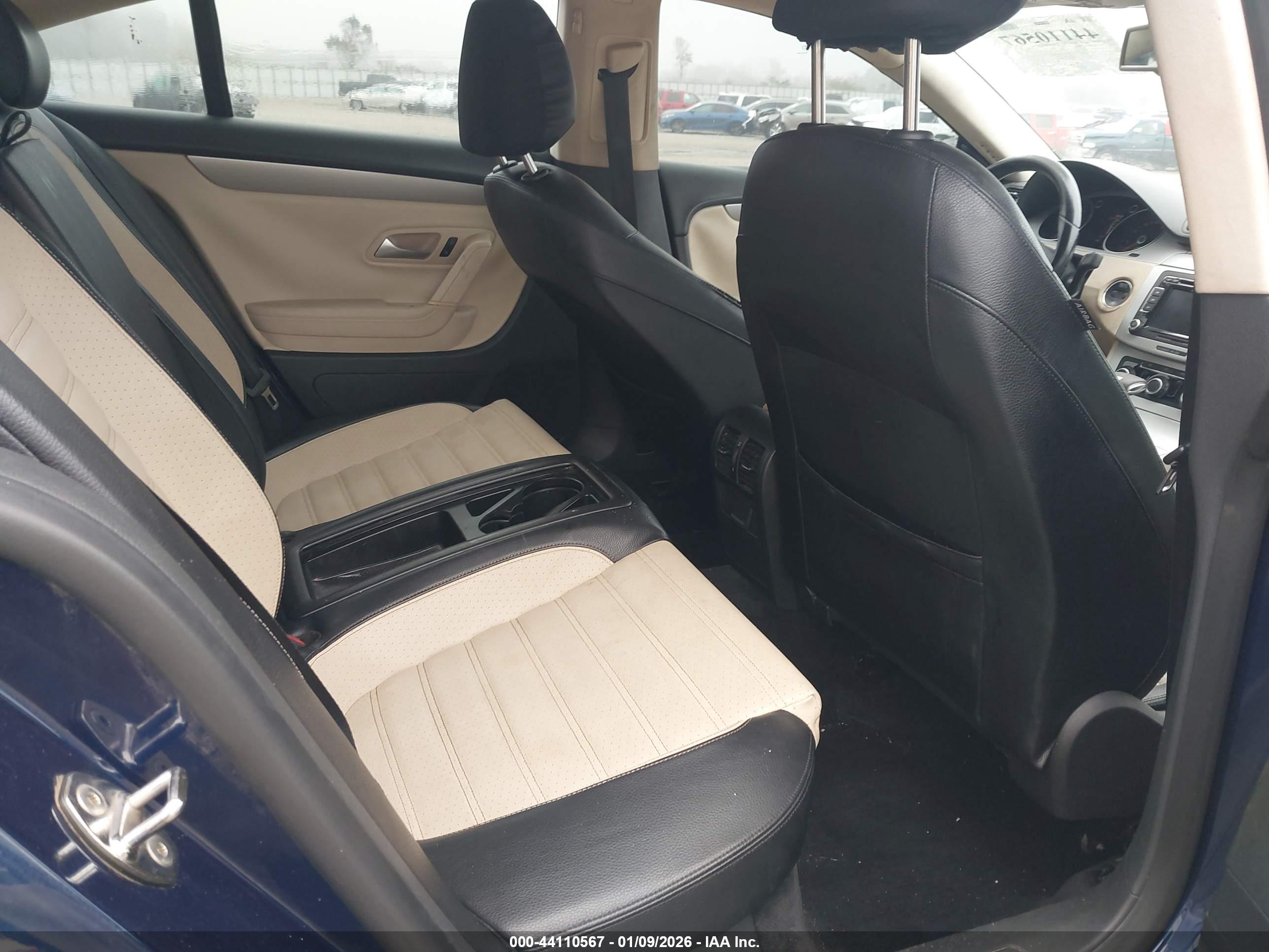VOLKSWAGEN CC image 8