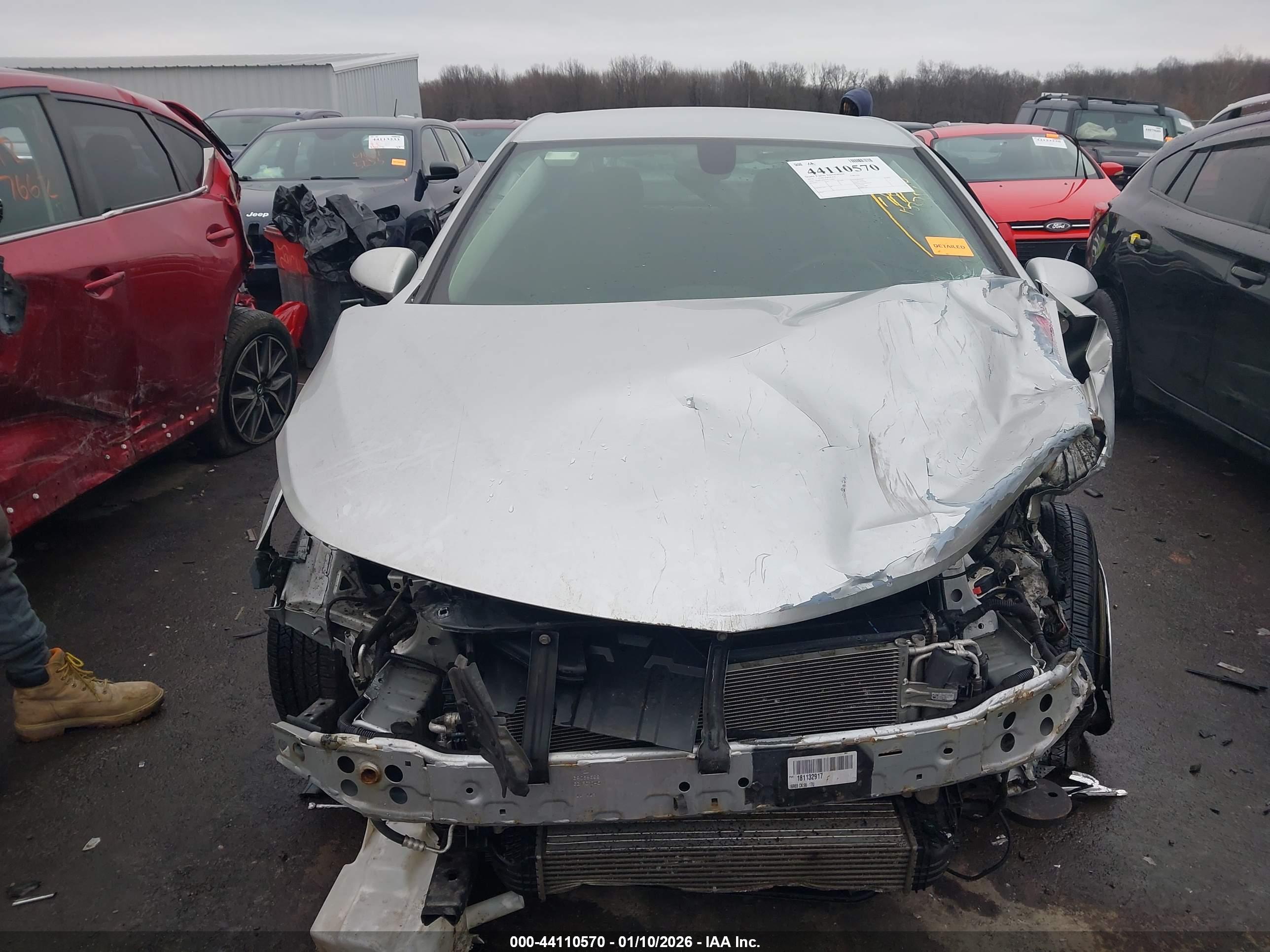 CHEVROLET CRUZE image 6