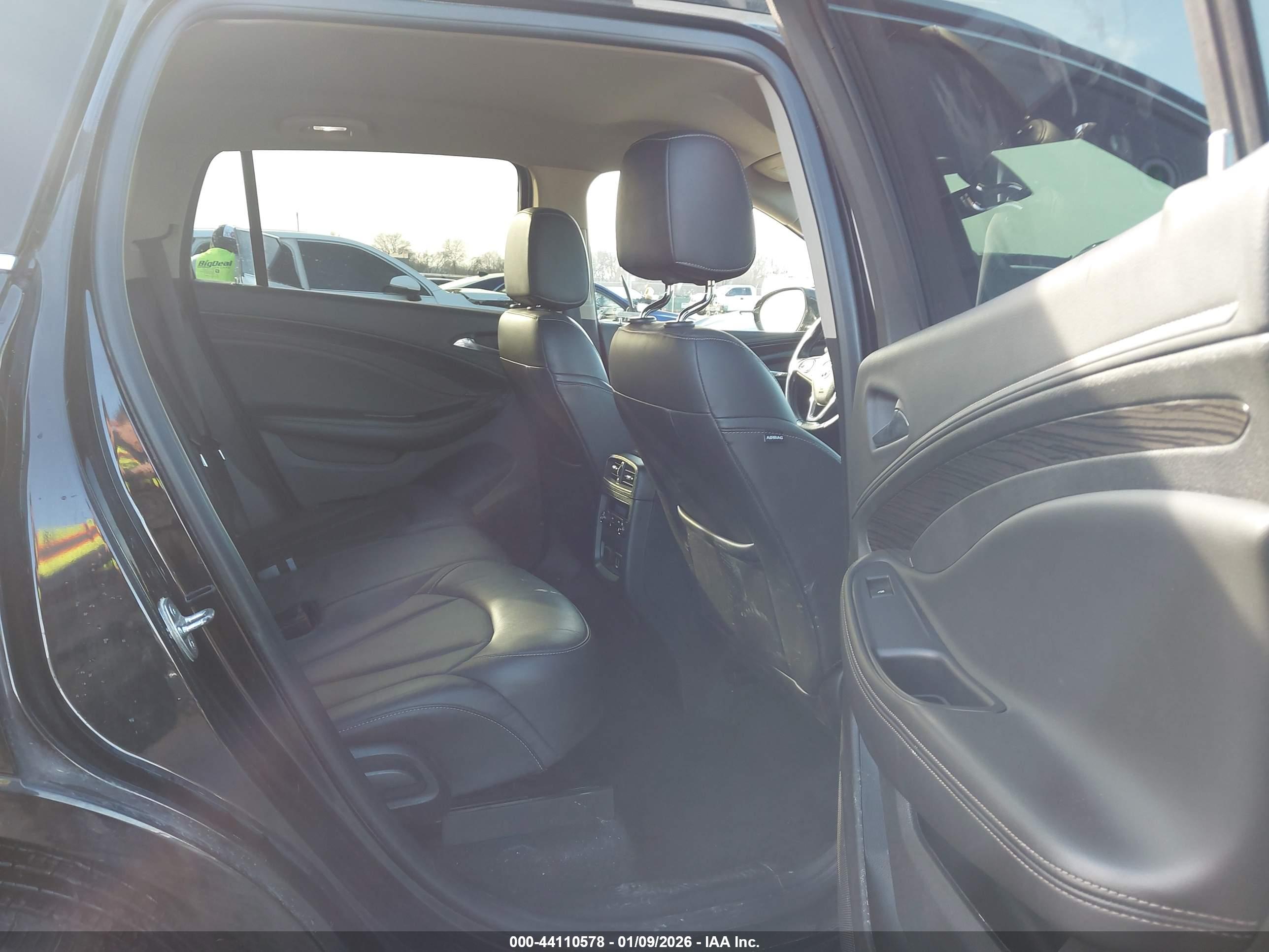 BUICK ENVISION image 8