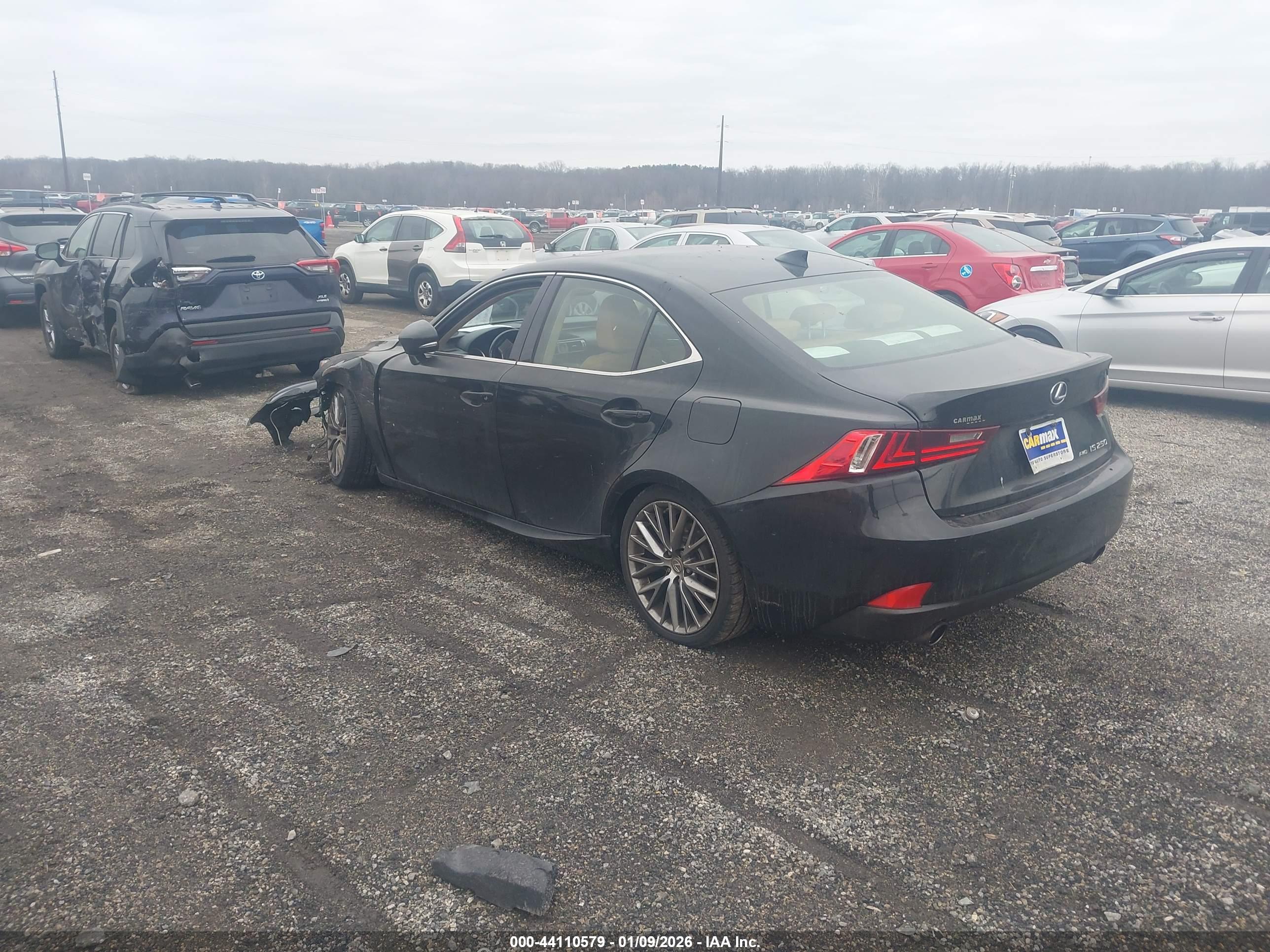 LEXUS IS image 3