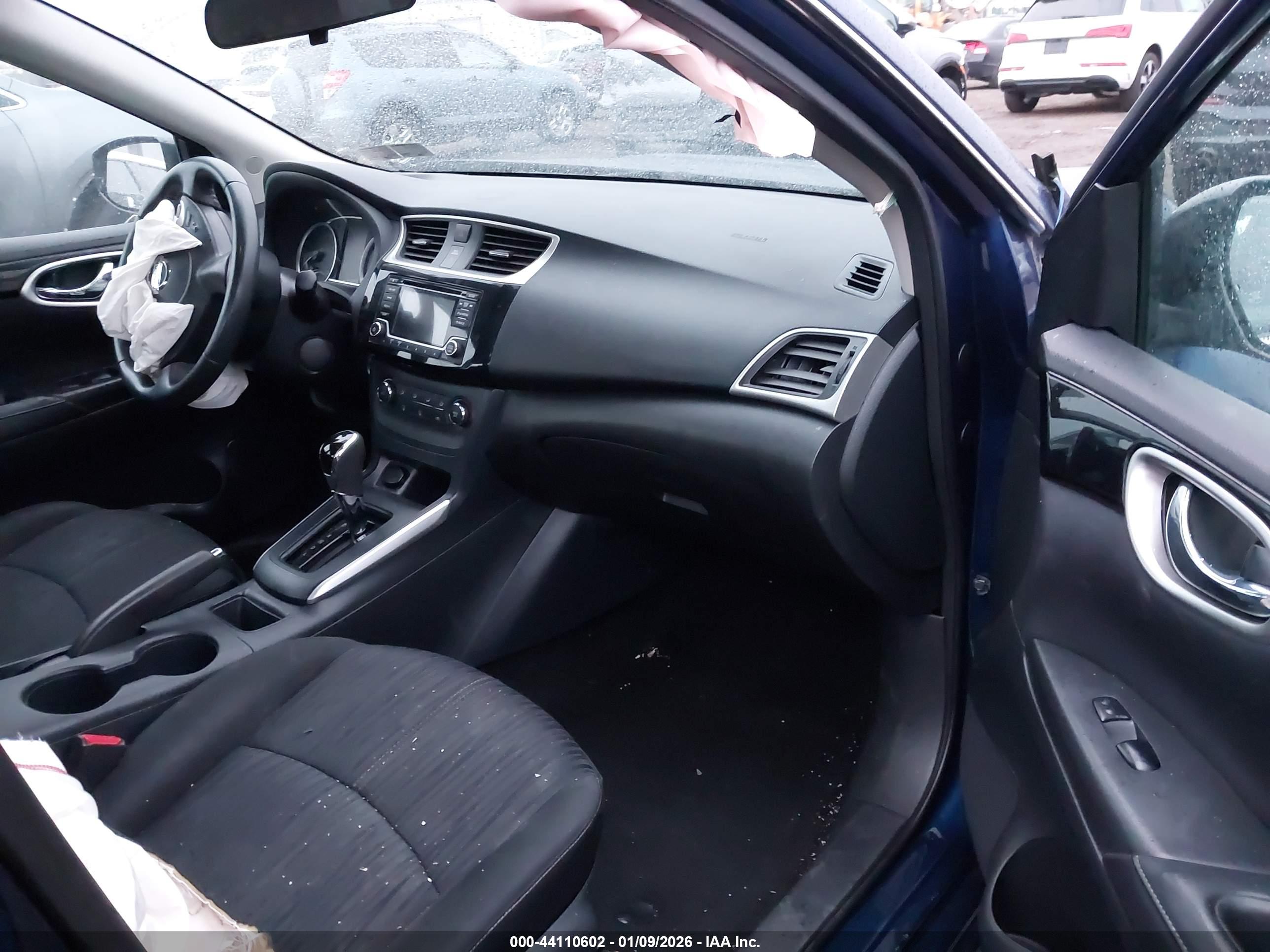 NISSAN SENTRA image 5