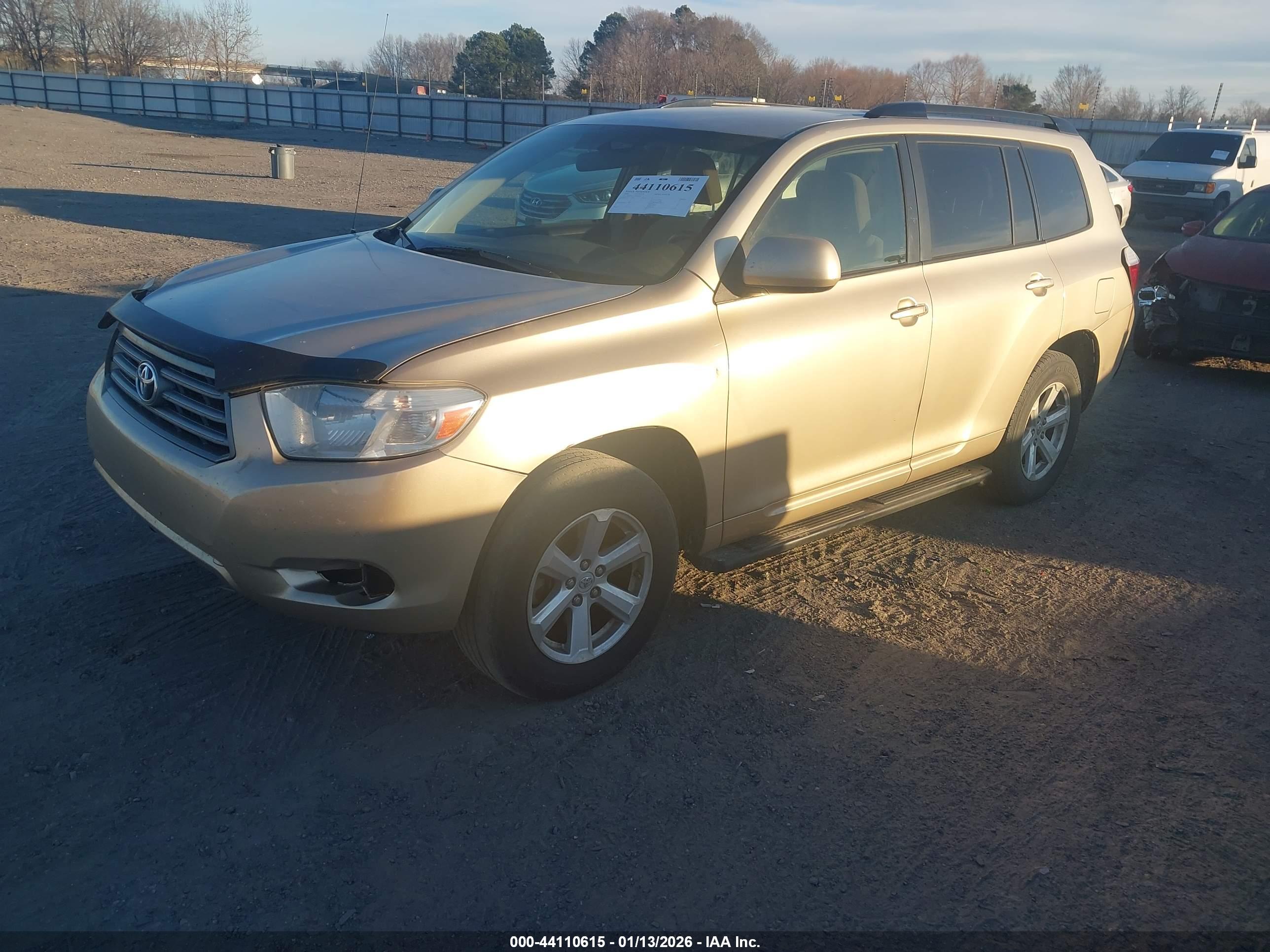 TOYOTA HIGHLANDER image 2