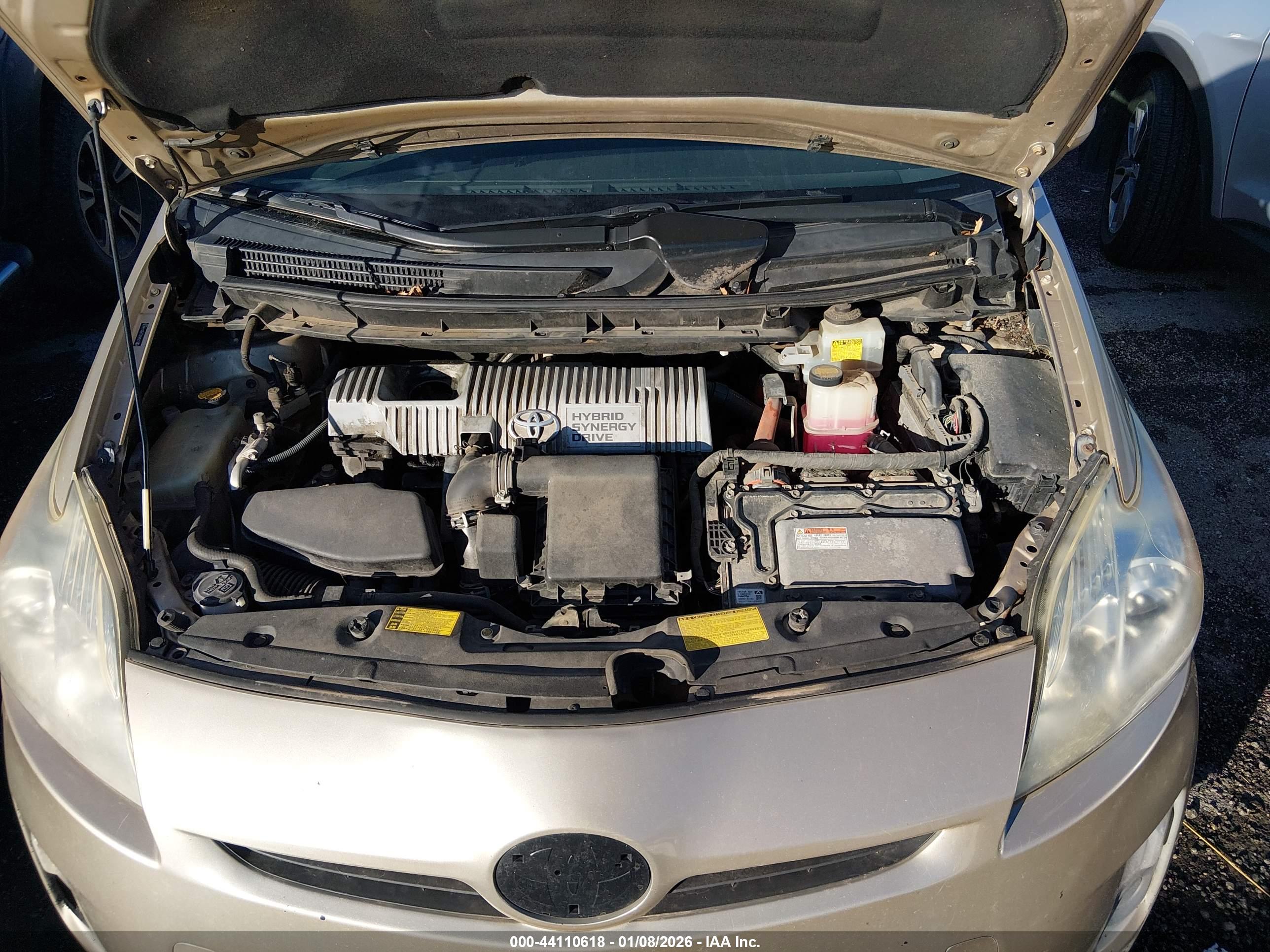 TOYOTA PRIUS image 10