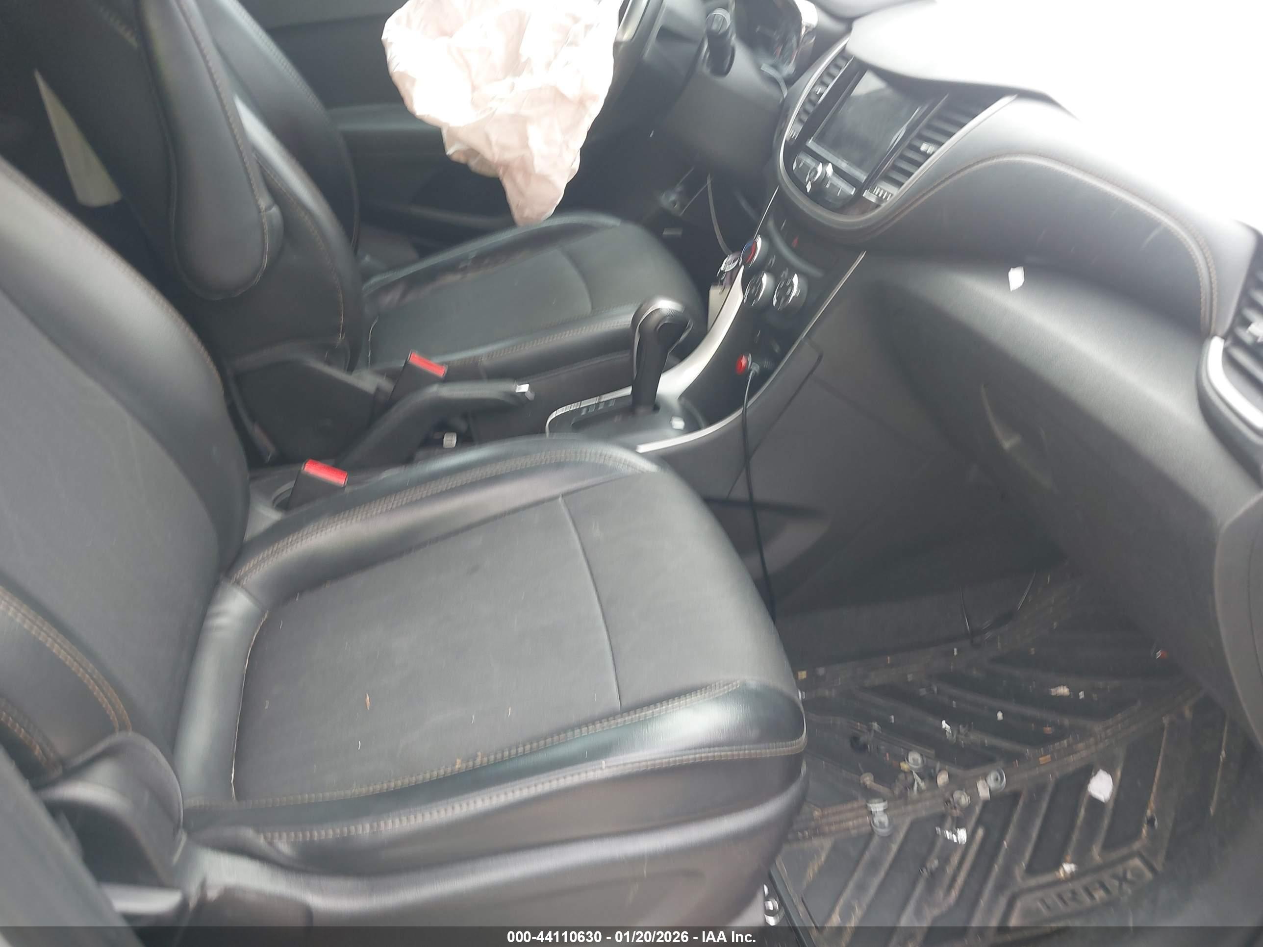CHEVROLET TRAX image 5