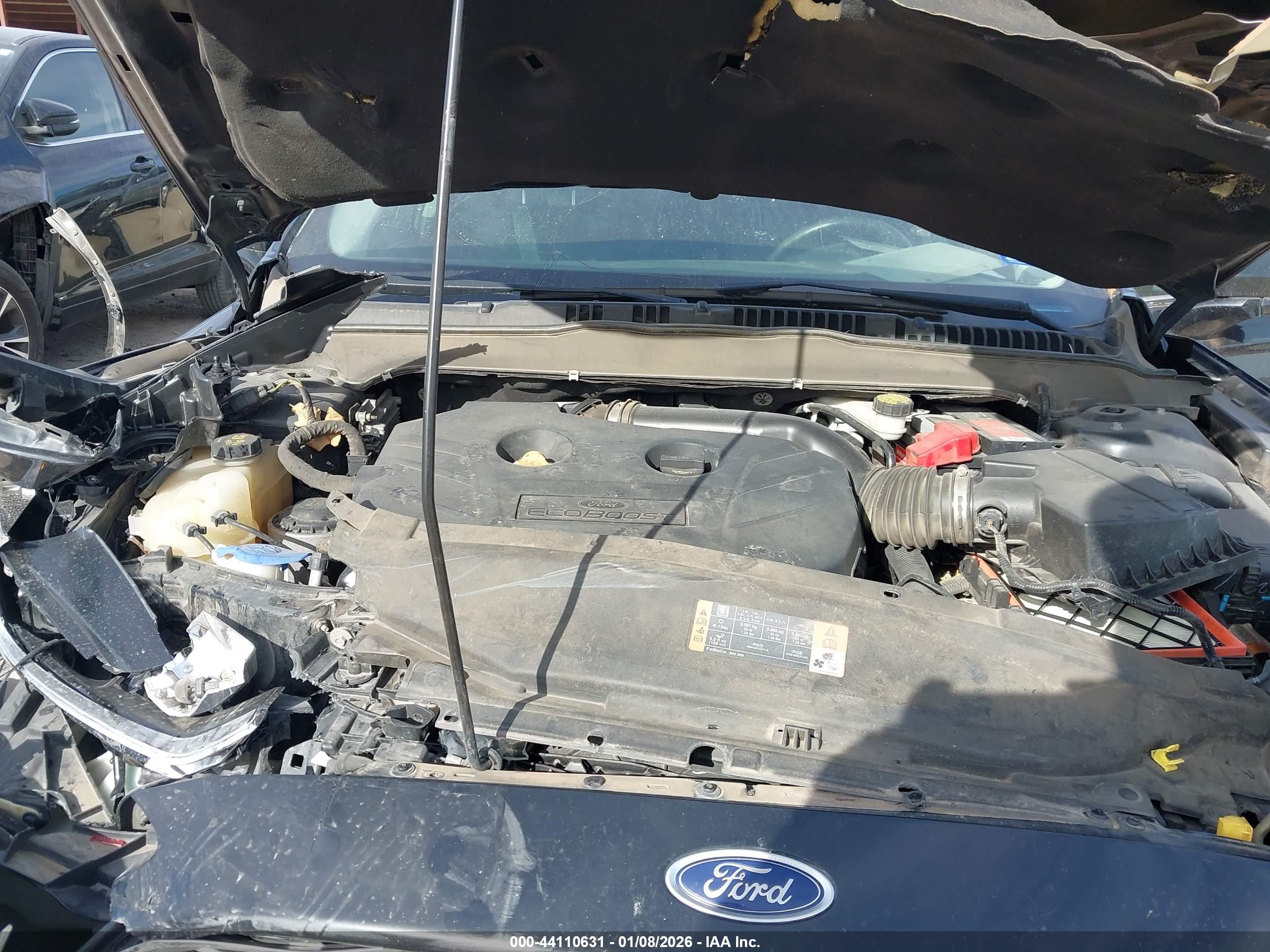 FORD FUSION image 10