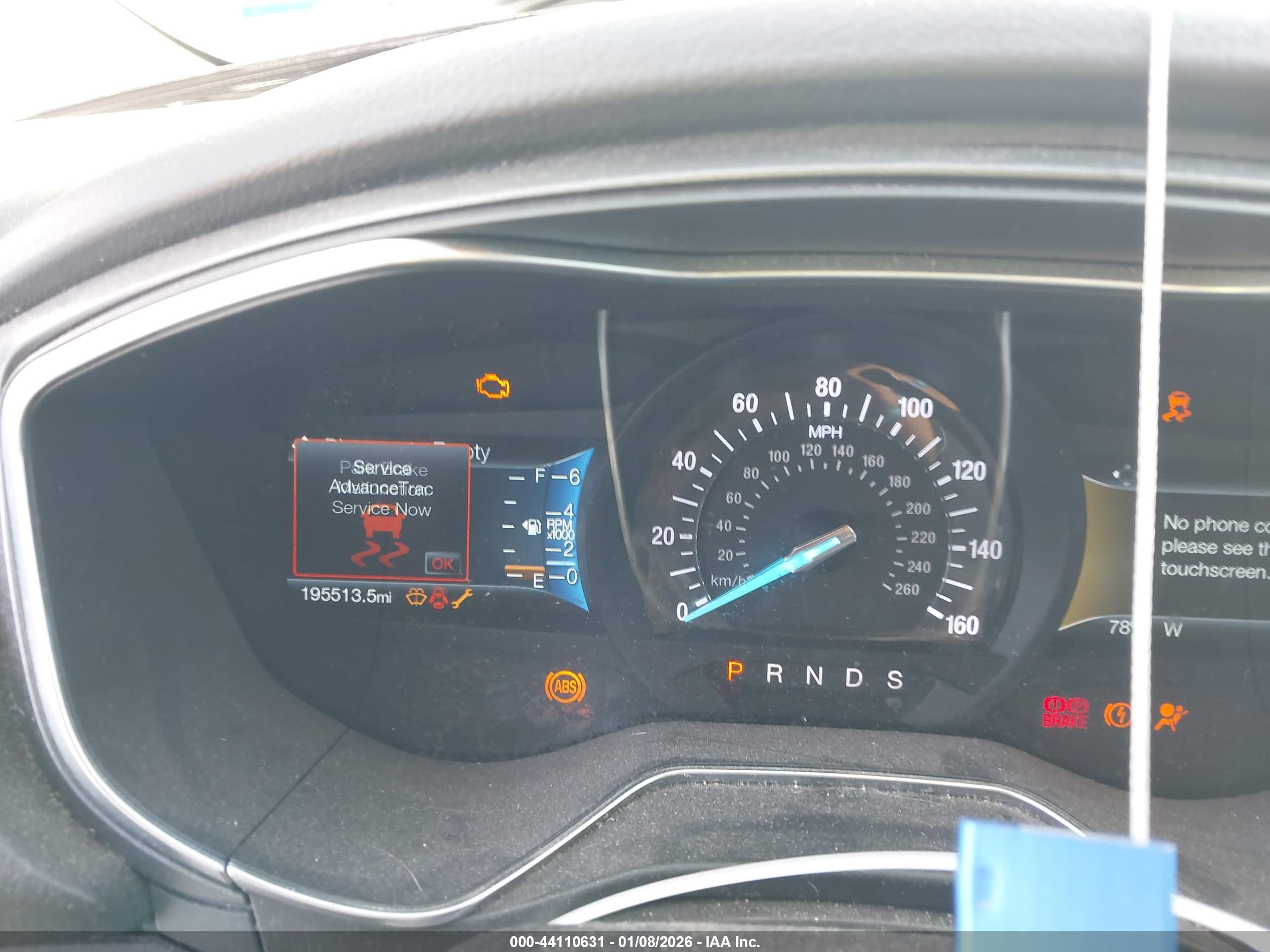 FORD FUSION image 7