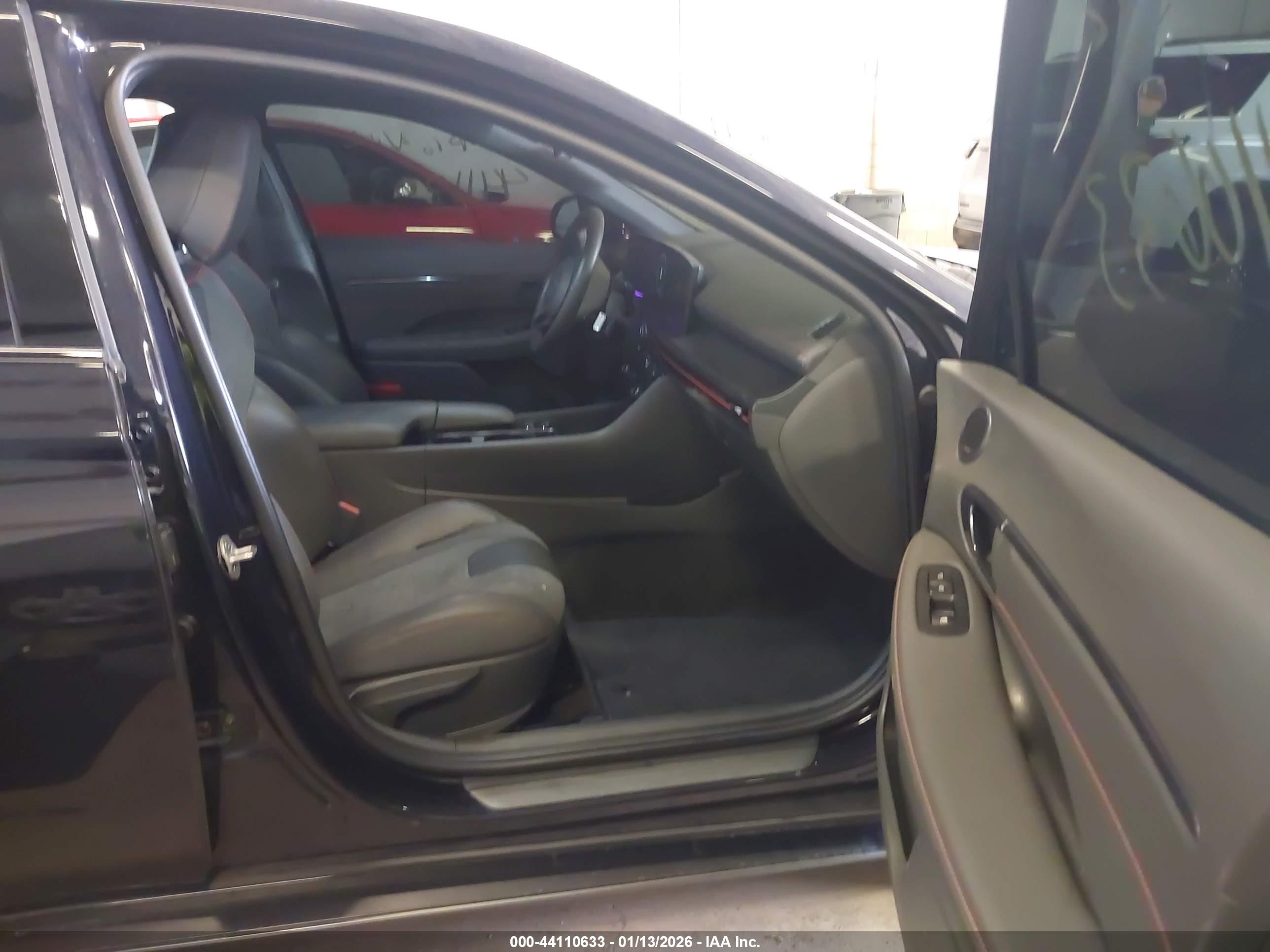 HYUNDAI SONATA image 5