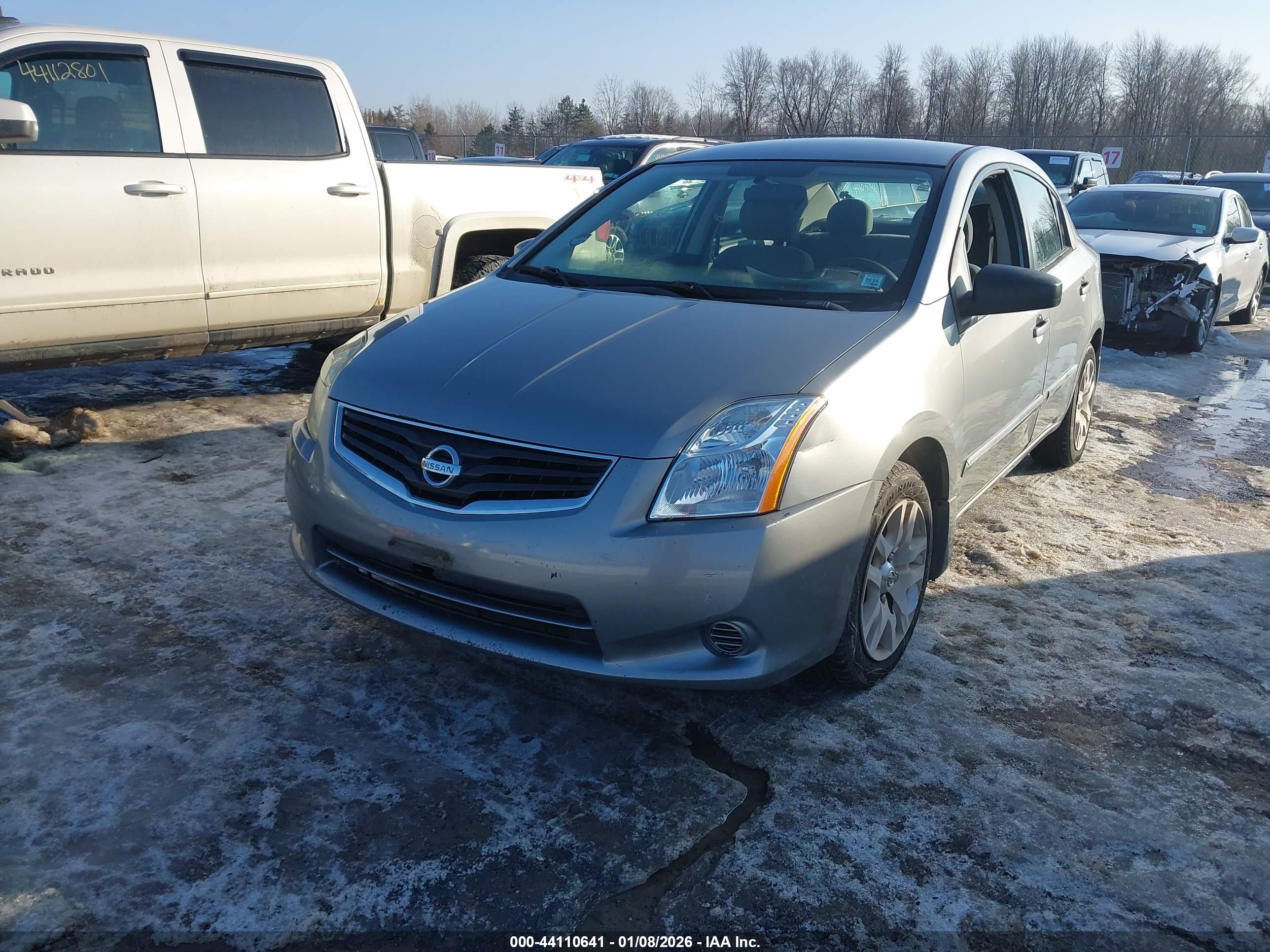 NISSAN SENTRA image 2