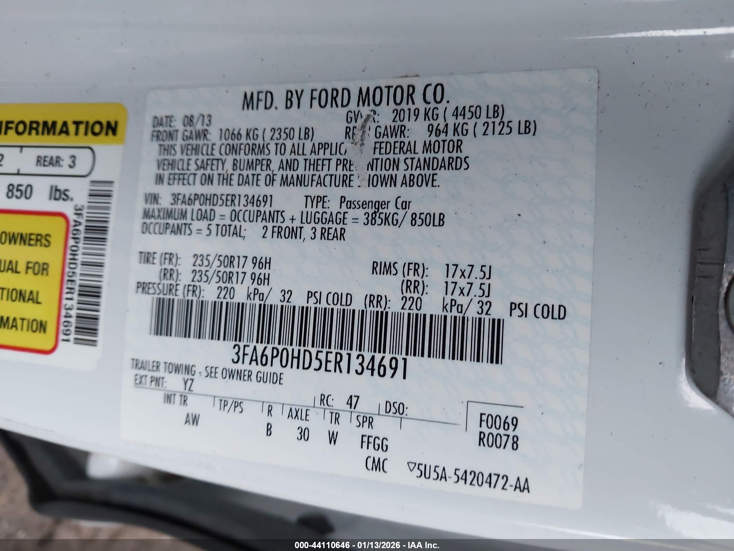 FORD FUSION image 9