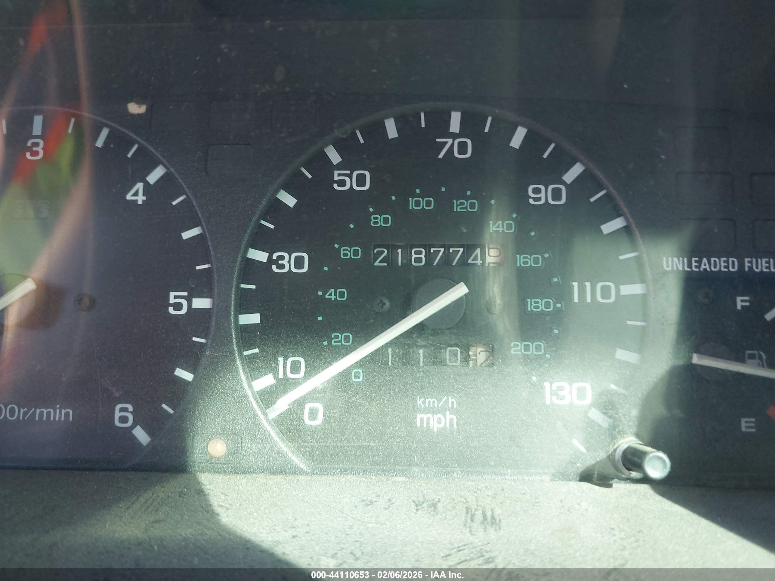 LAND ROVER image 7