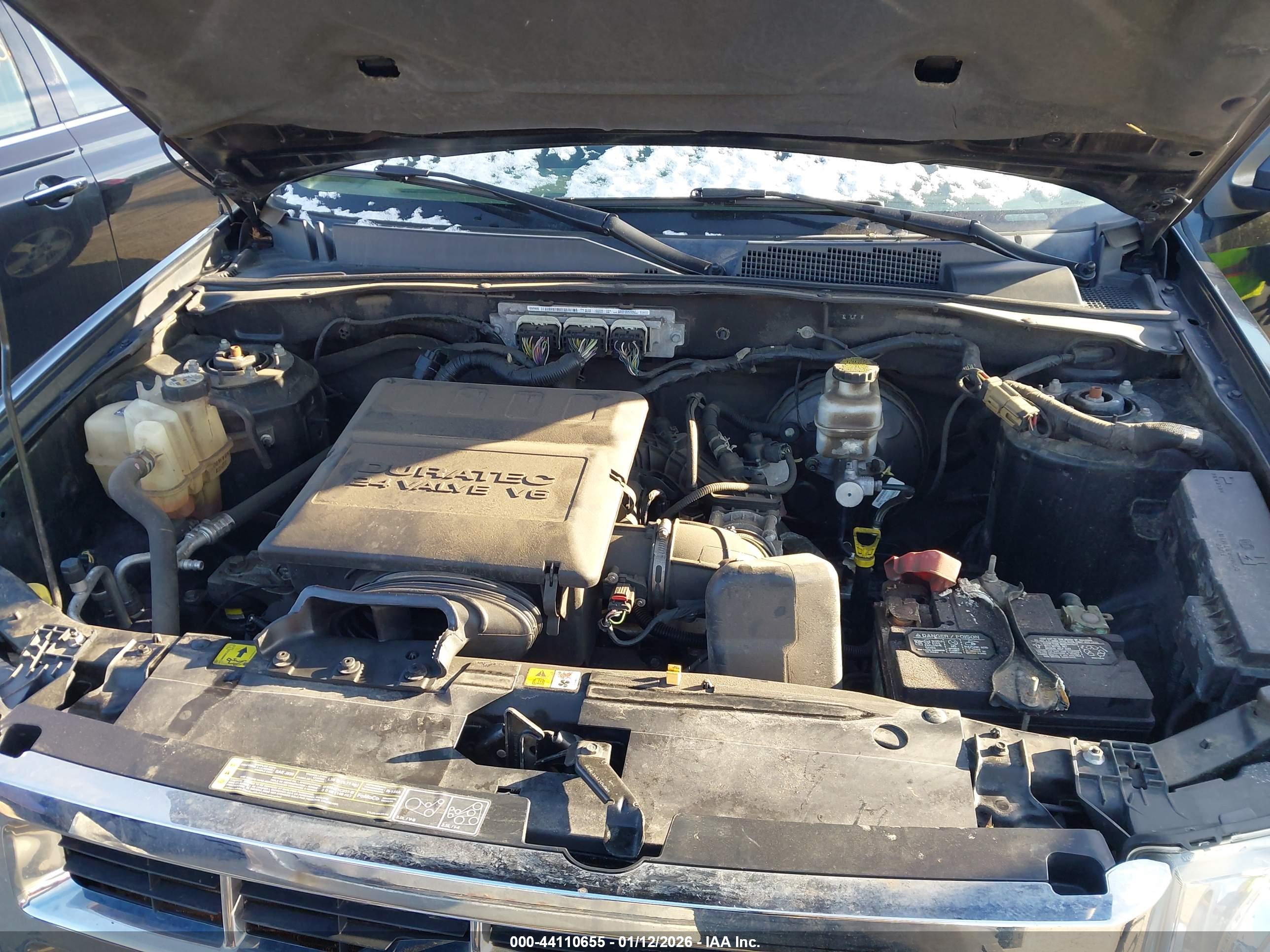 FORD ESCAPE image 10