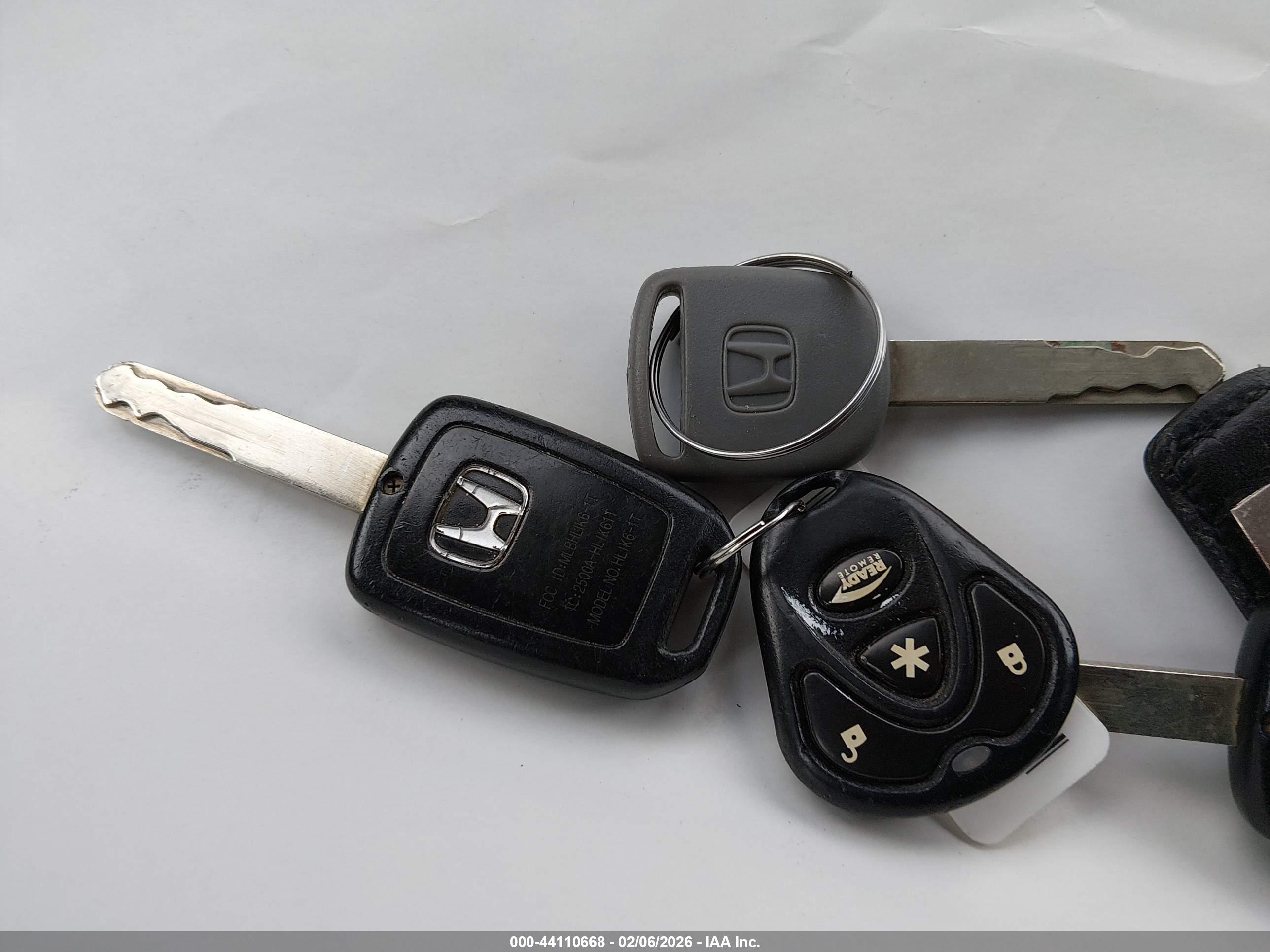 HONDA CR-V image 11
