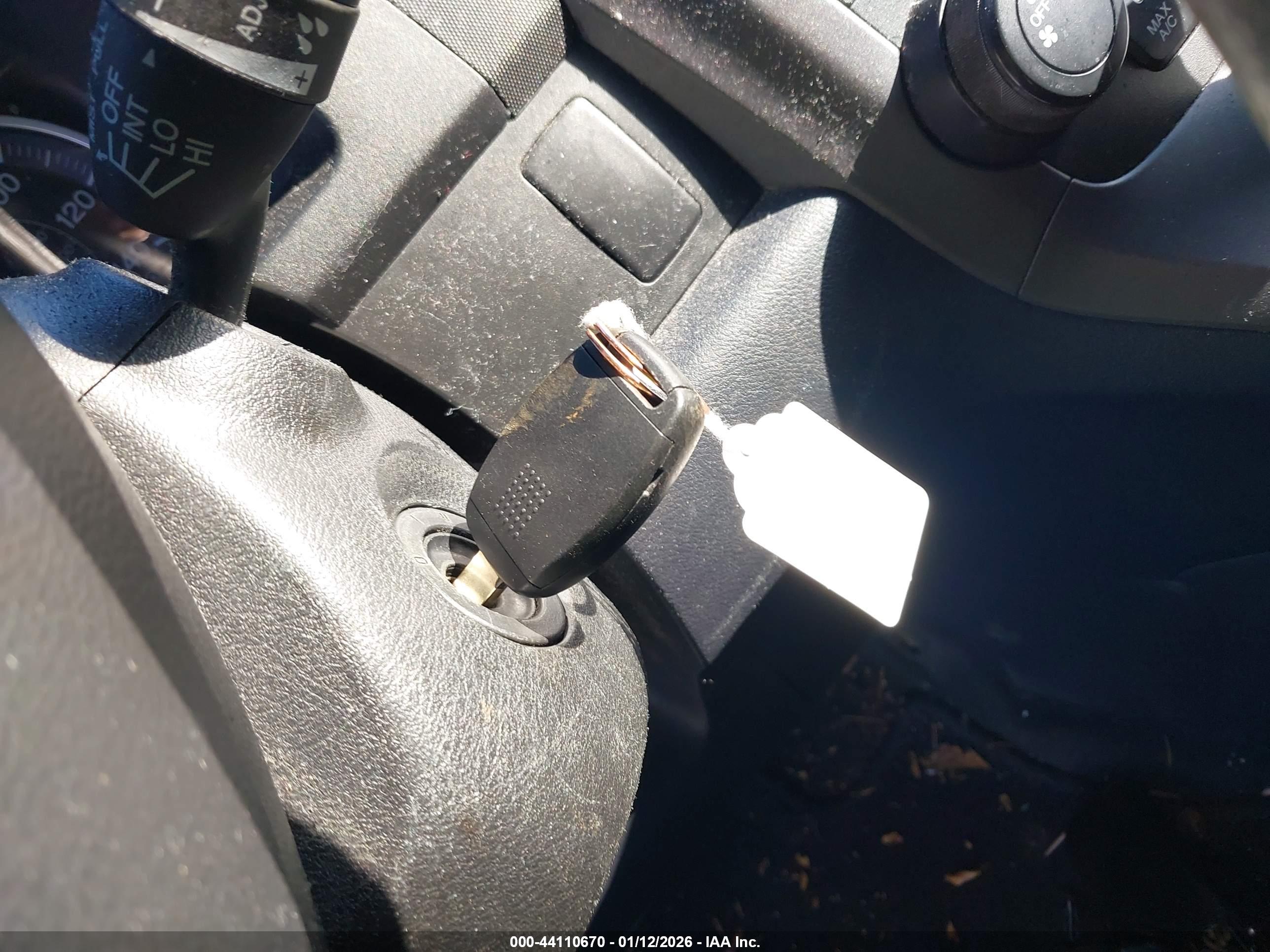 HONDA CR-V image 11