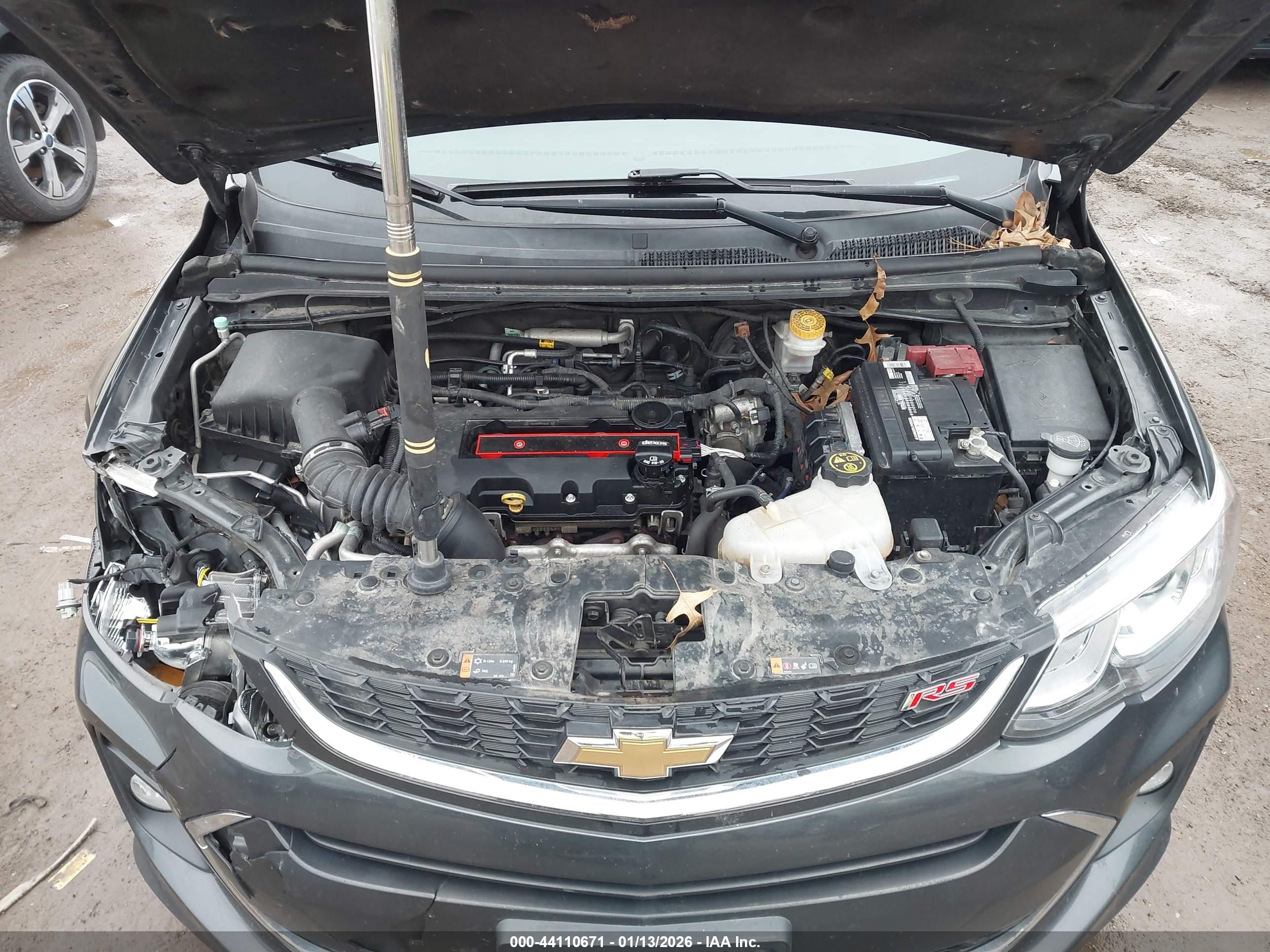 CHEVROLET SONIC image 10