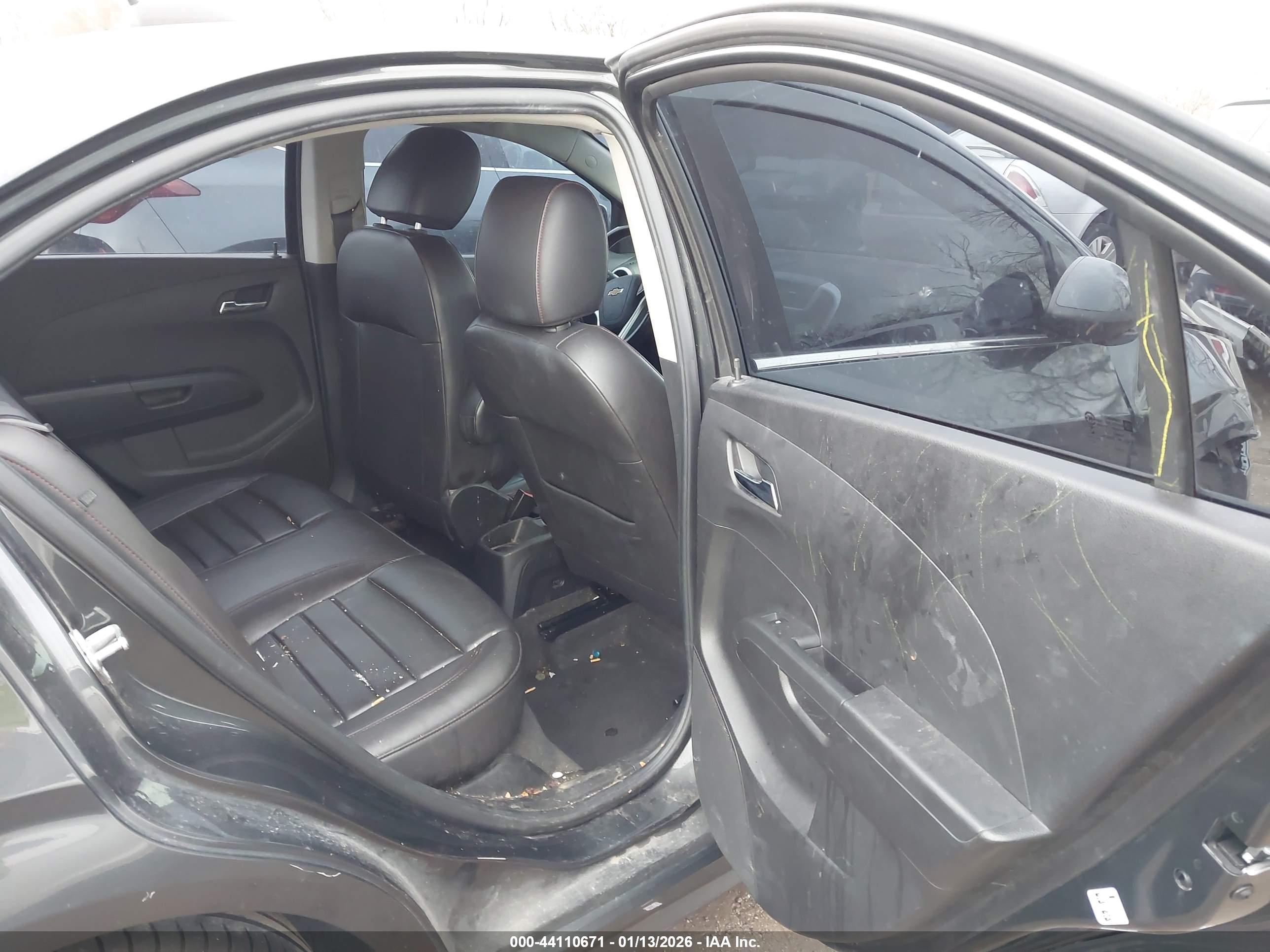 CHEVROLET SONIC image 8