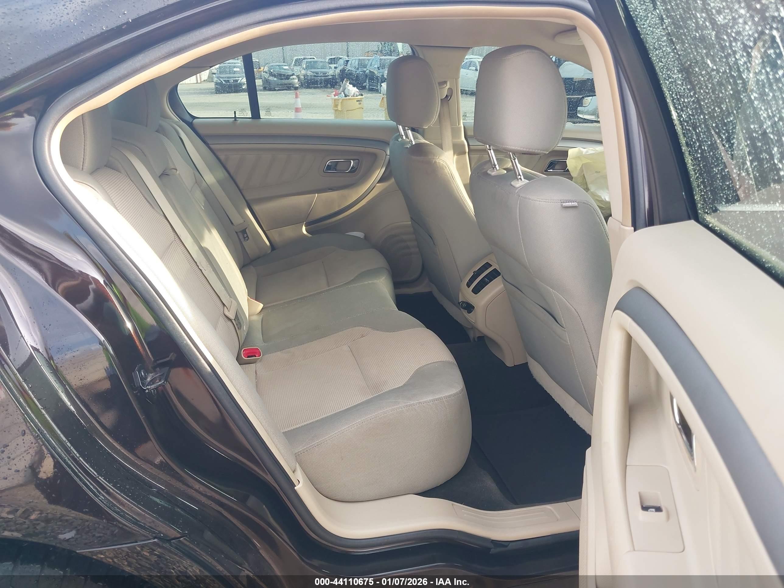 FORD TAURUS image 8