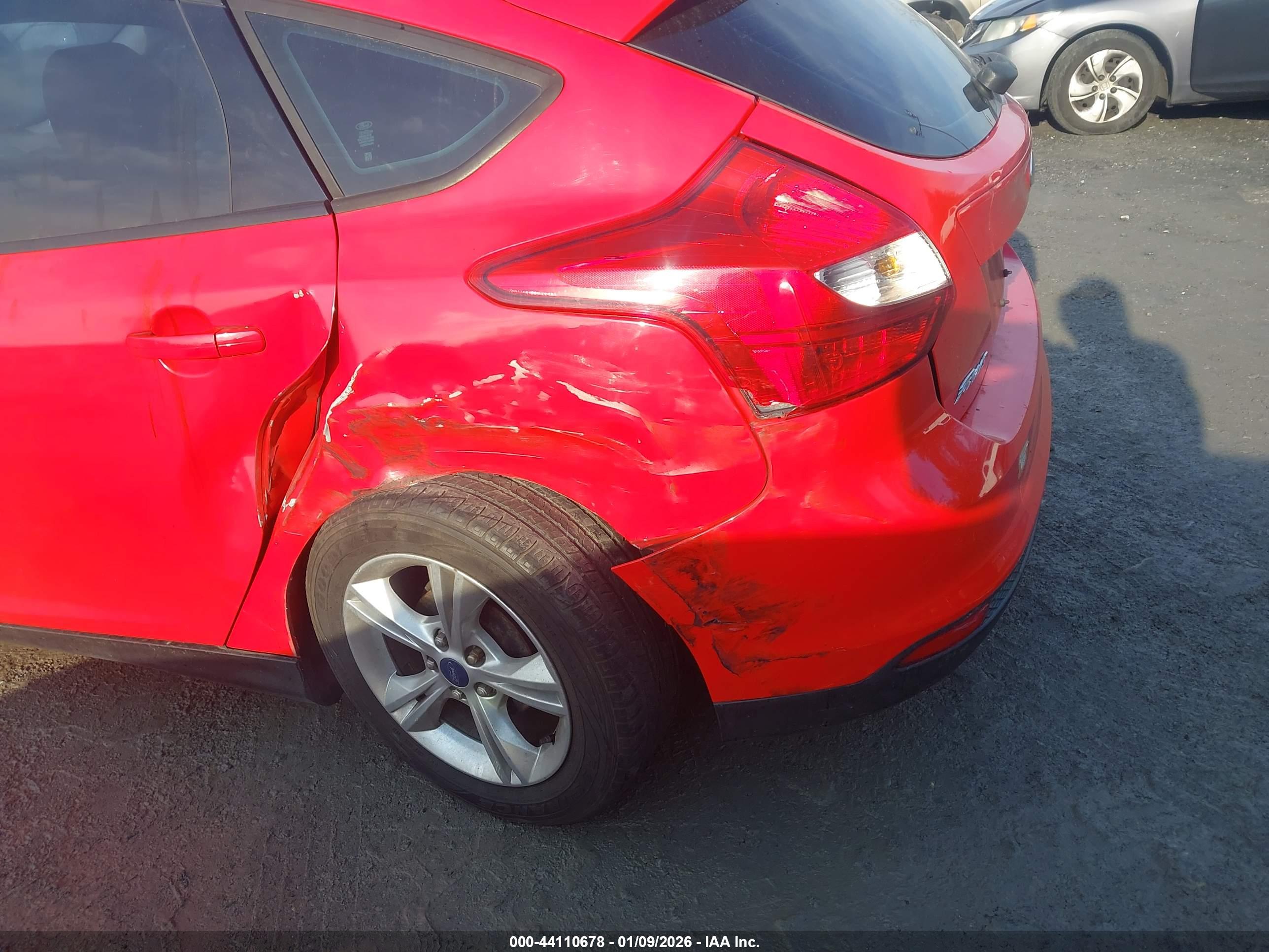 FORD FOCUS image 6
