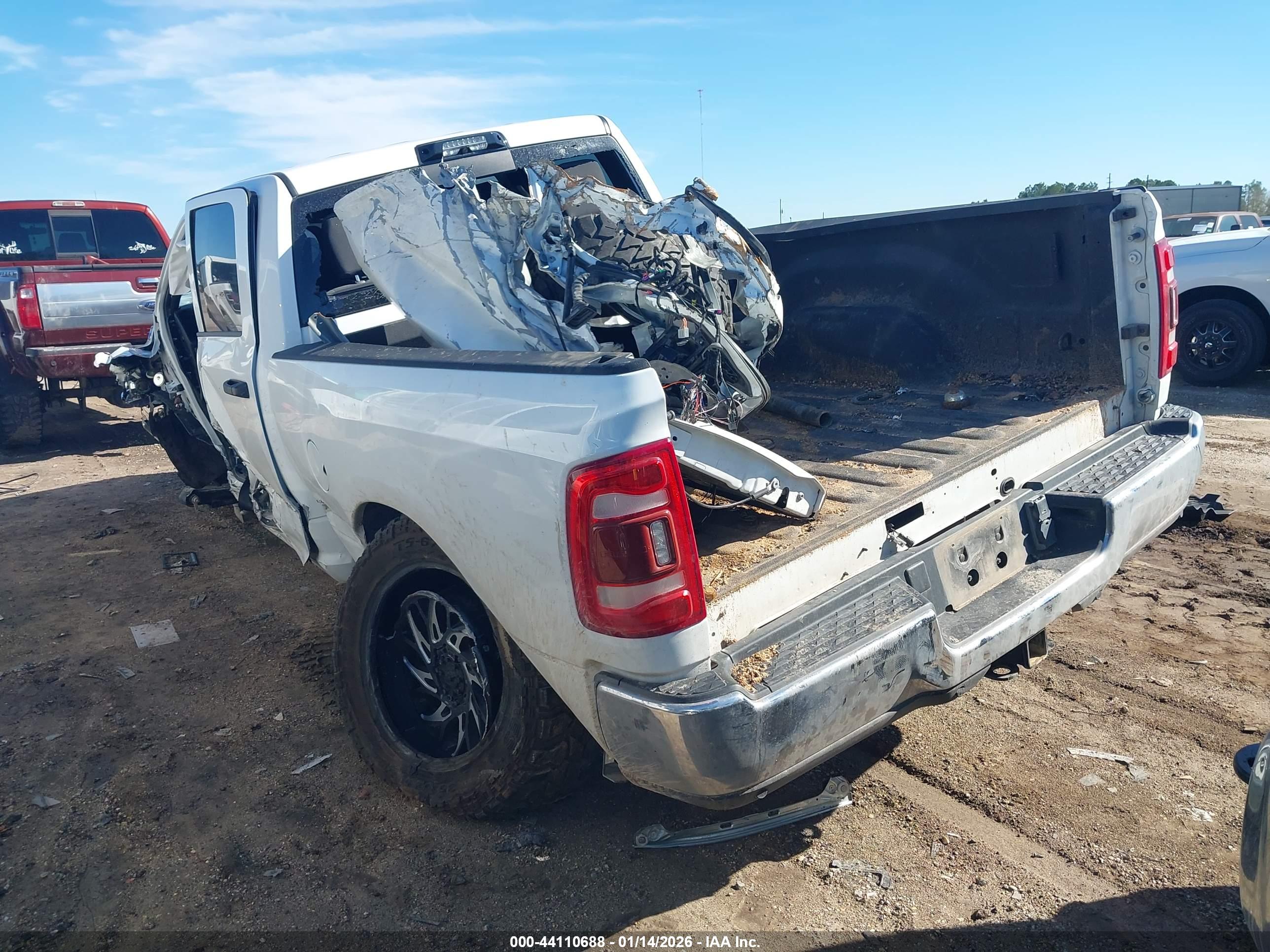 RAM 3500 image 3