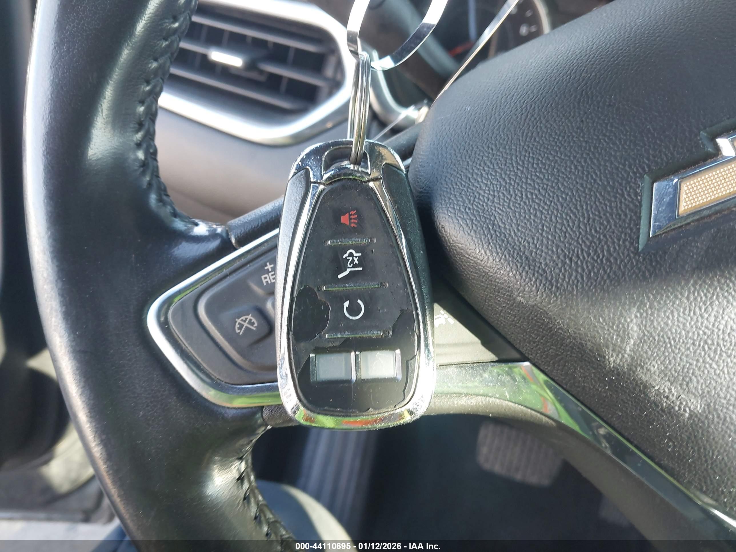 CHEVROLET EQUINOX image 11