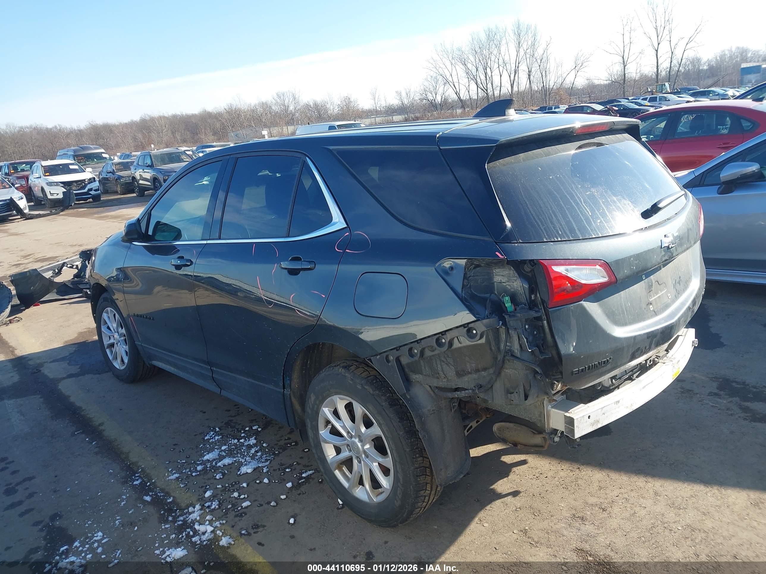 CHEVROLET EQUINOX image 3