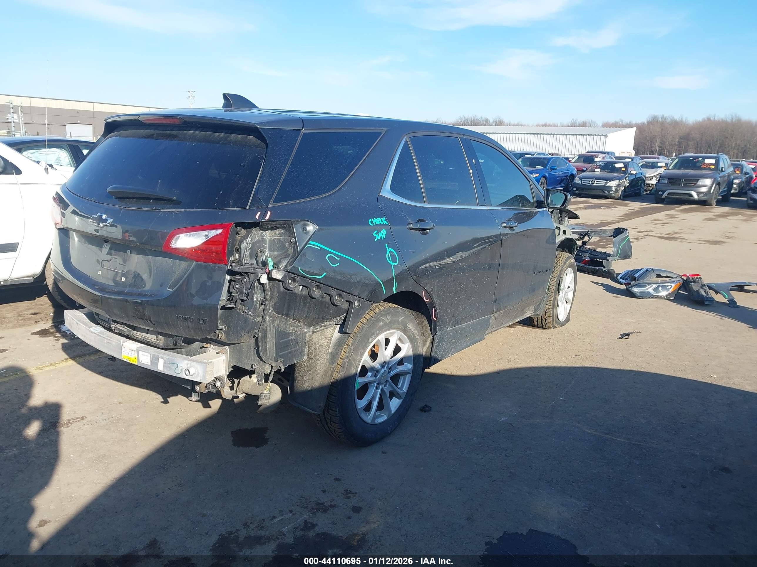 CHEVROLET EQUINOX image 4