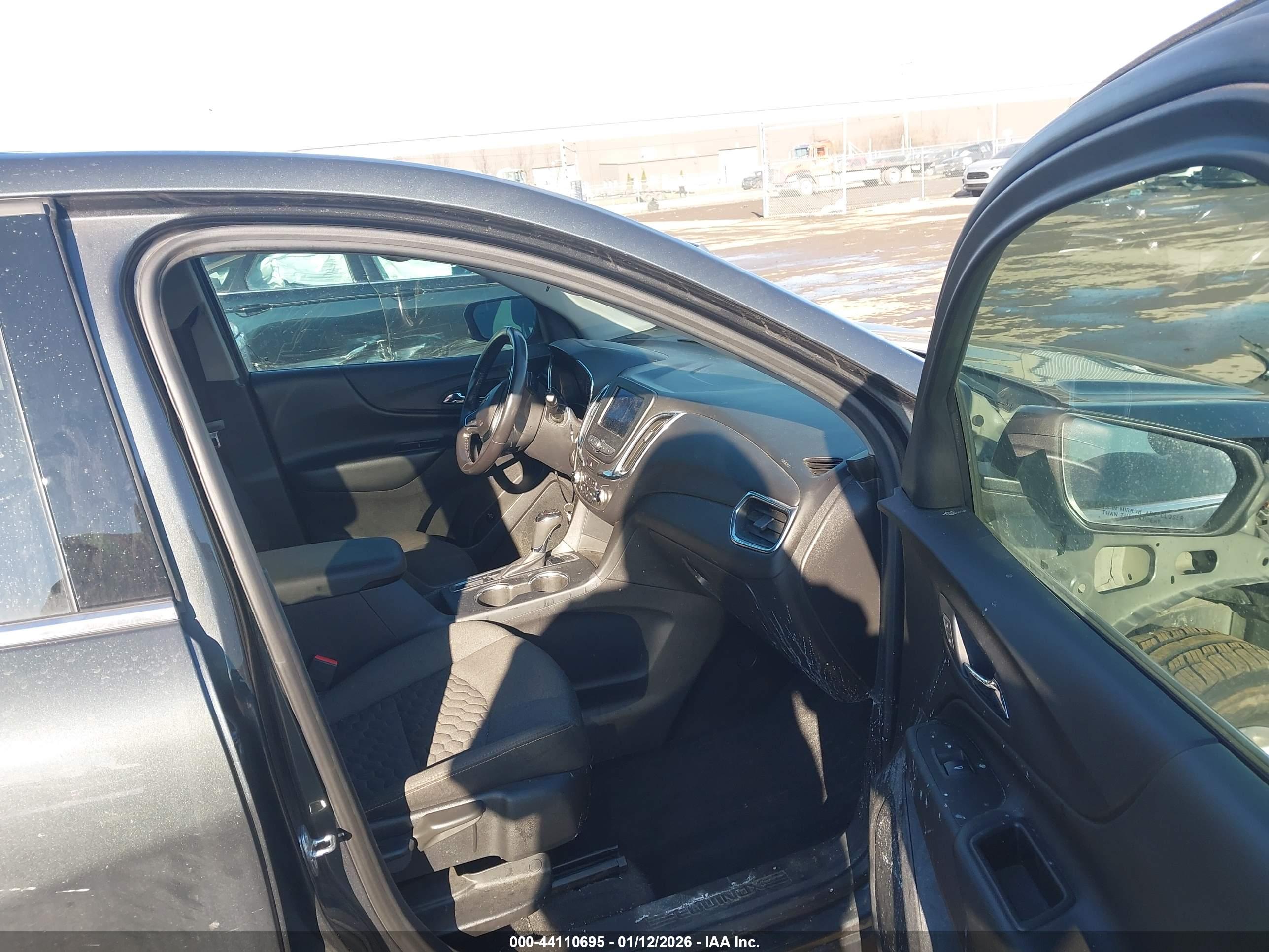 CHEVROLET EQUINOX image 5