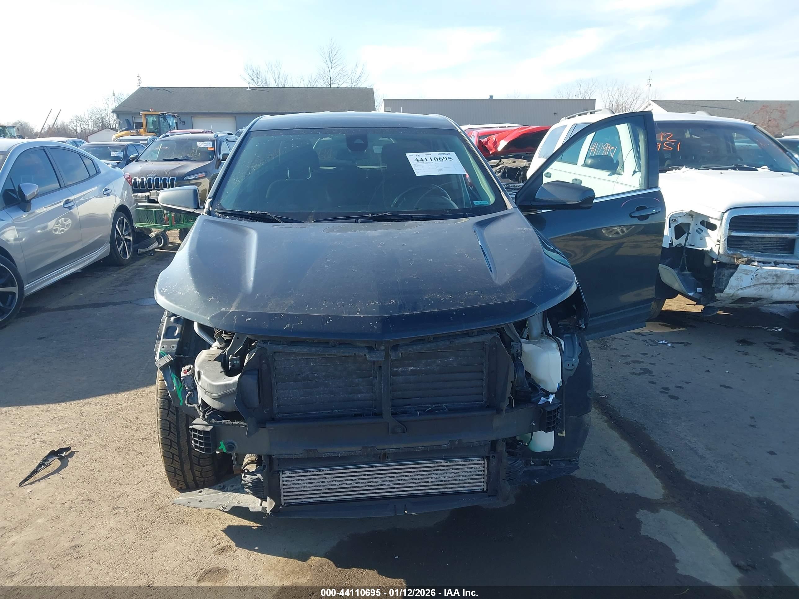 CHEVROLET EQUINOX image 6
