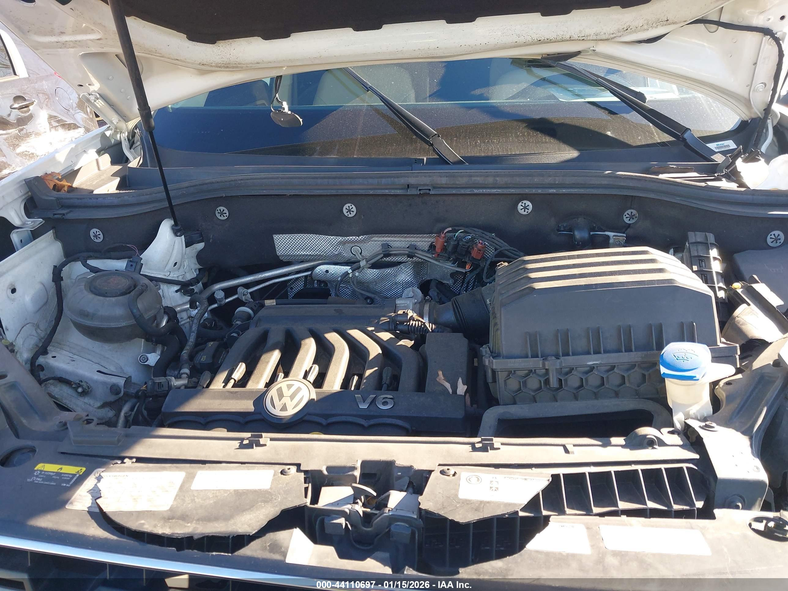 VOLKSWAGEN ATLAS image 10