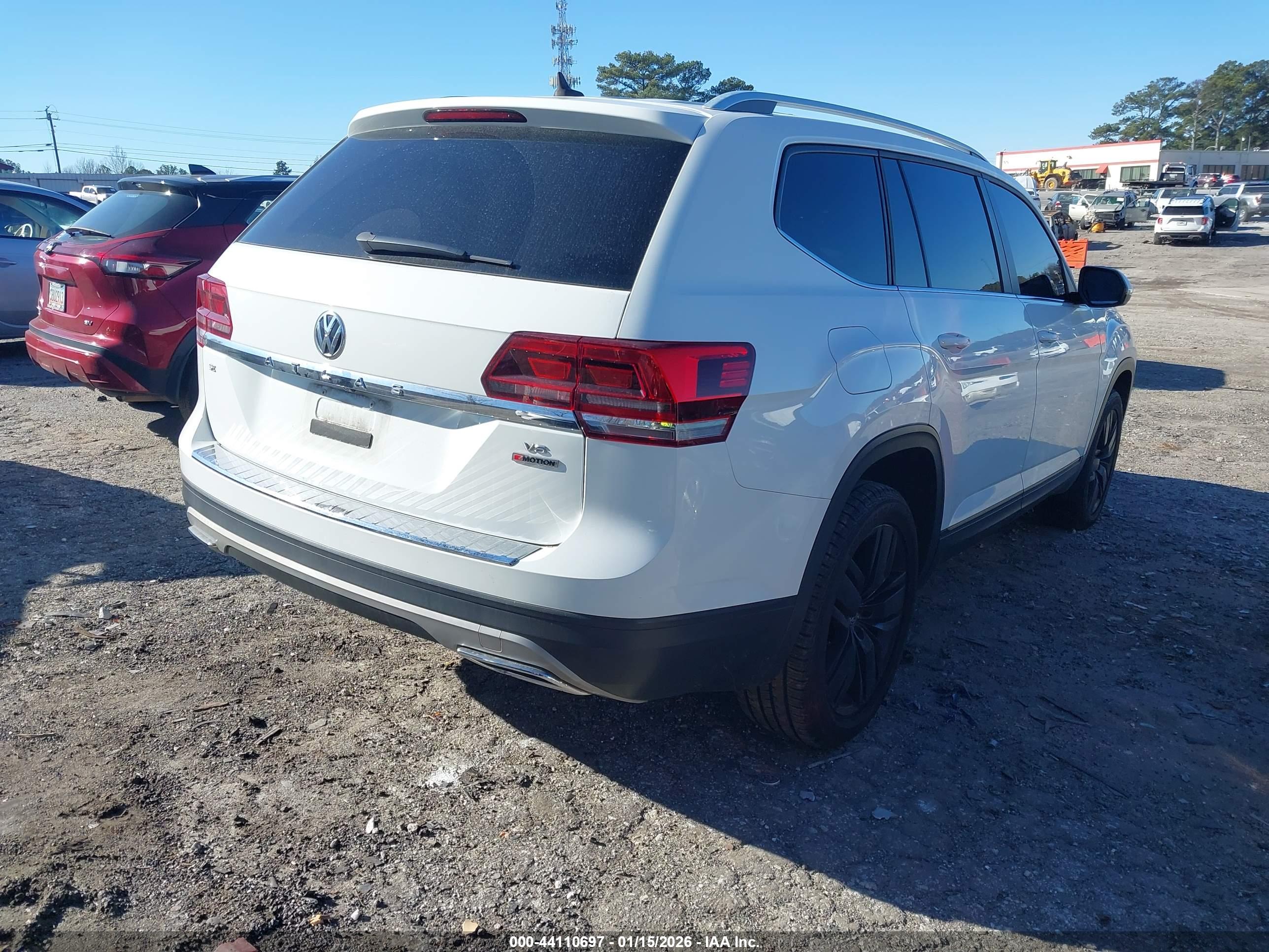 VOLKSWAGEN ATLAS image 4