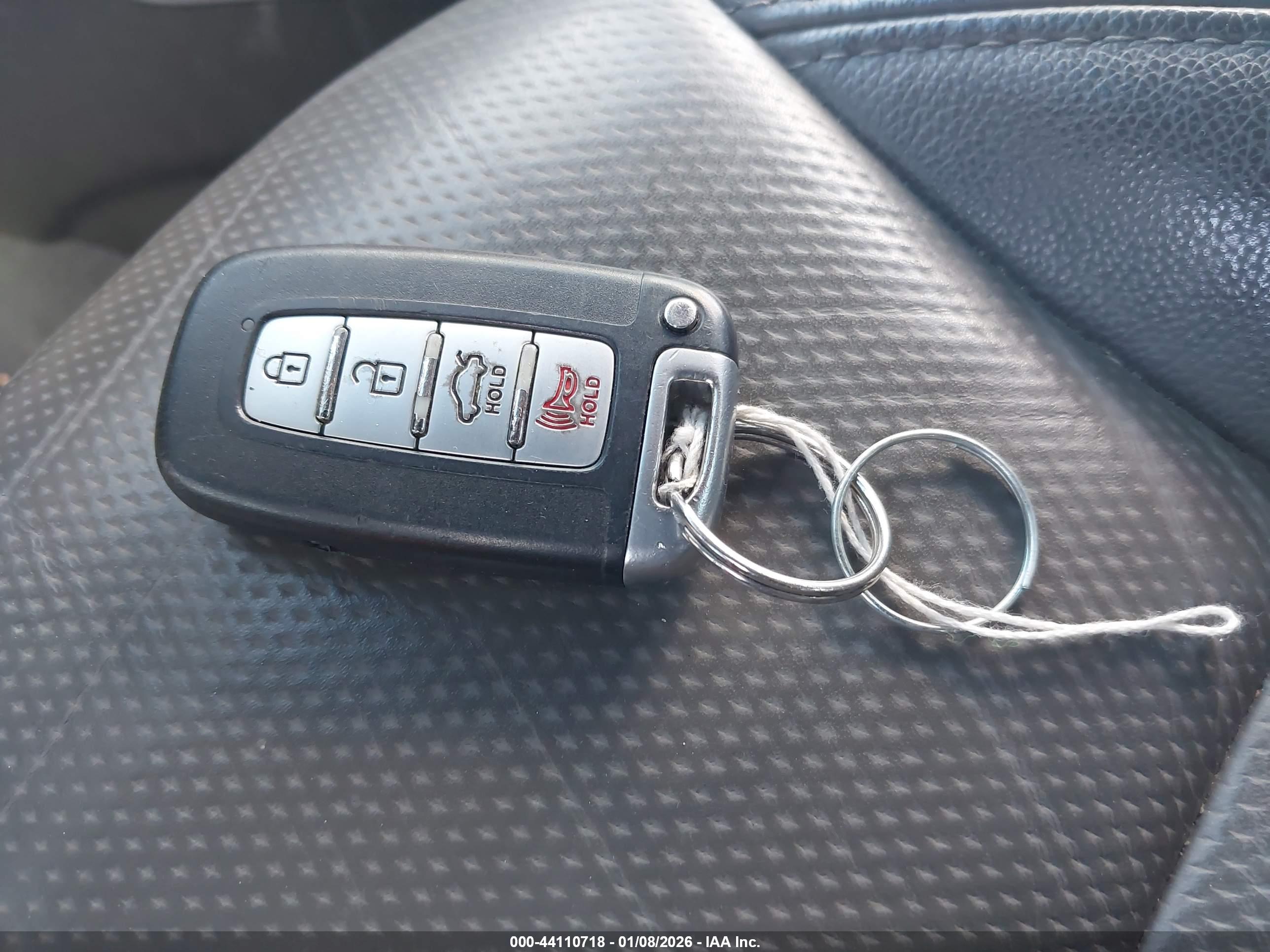 HYUNDAI SONATA image 11