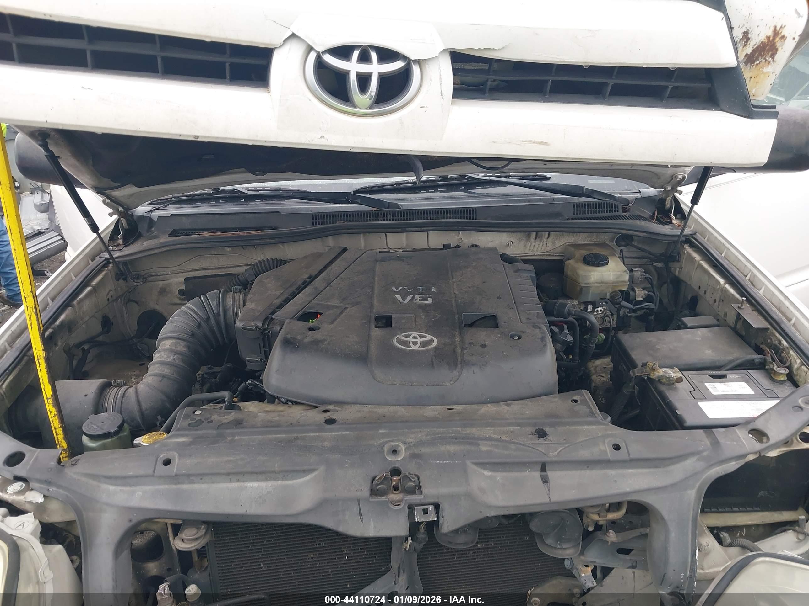 TOYOTA 4RUNNER image 10